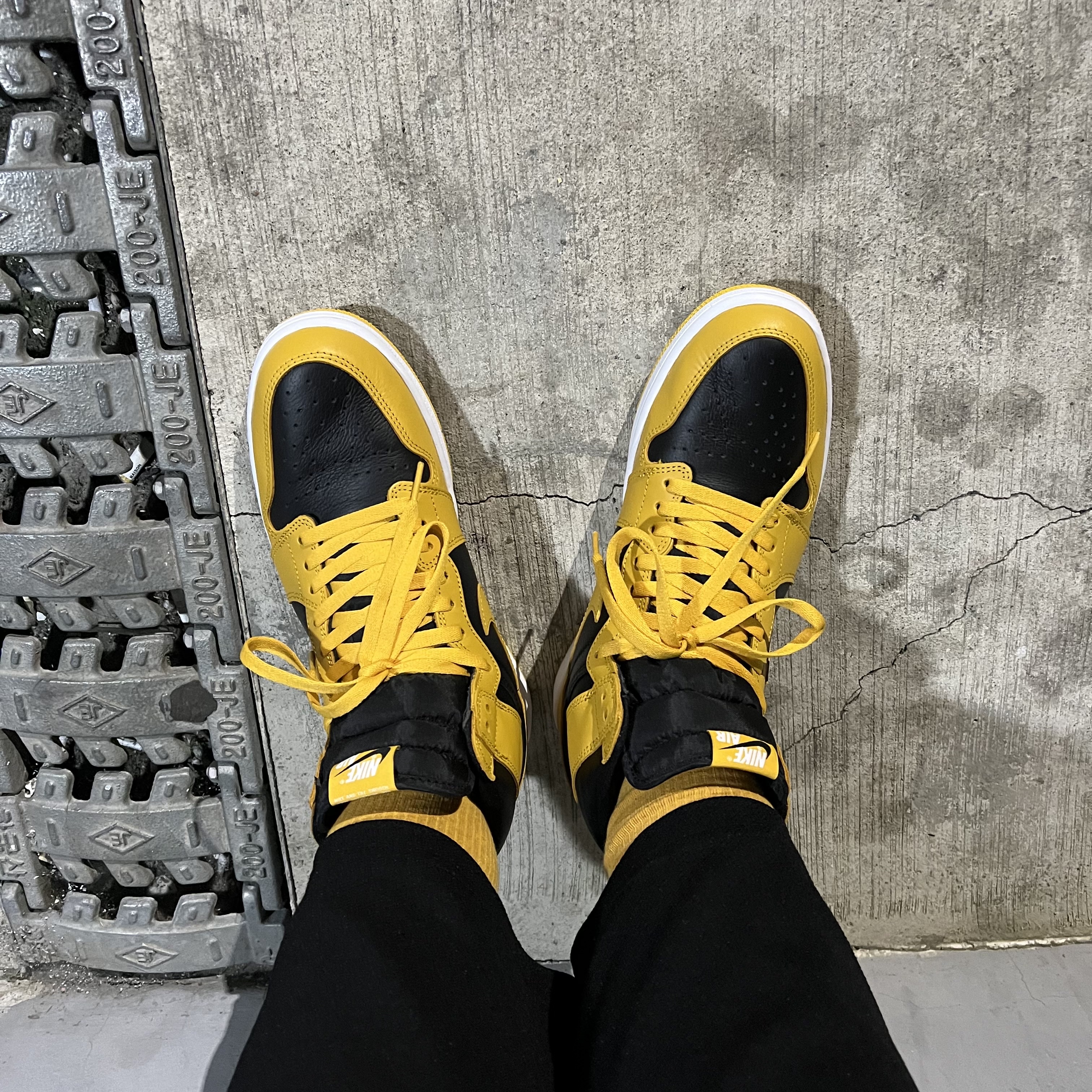 Jordan 1 Retro High OG Pollen 착용 스타일 - 3