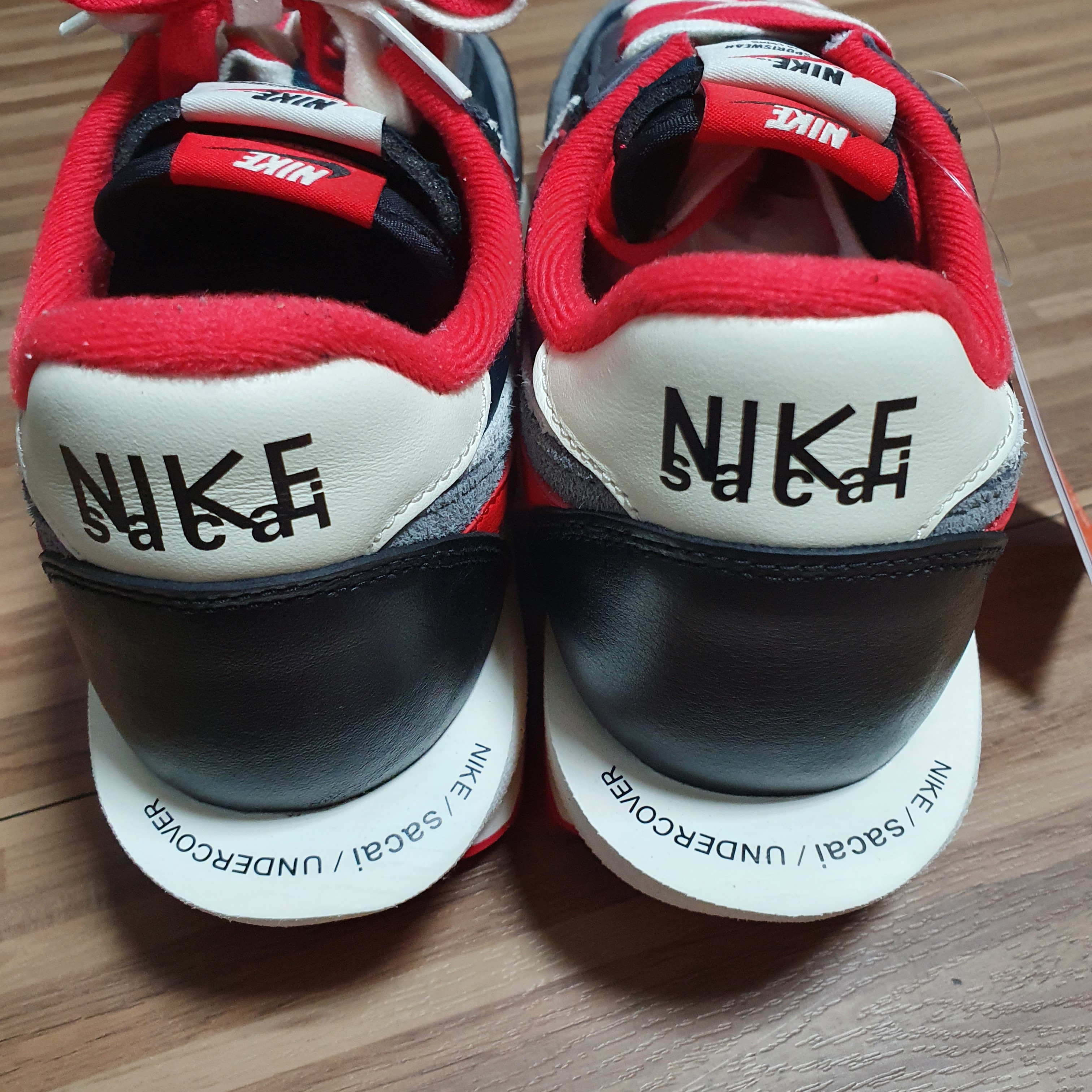 Nike x Sacai x Undercover LDWaffle Midnight Spruce University Red 착용 스타일 - 2