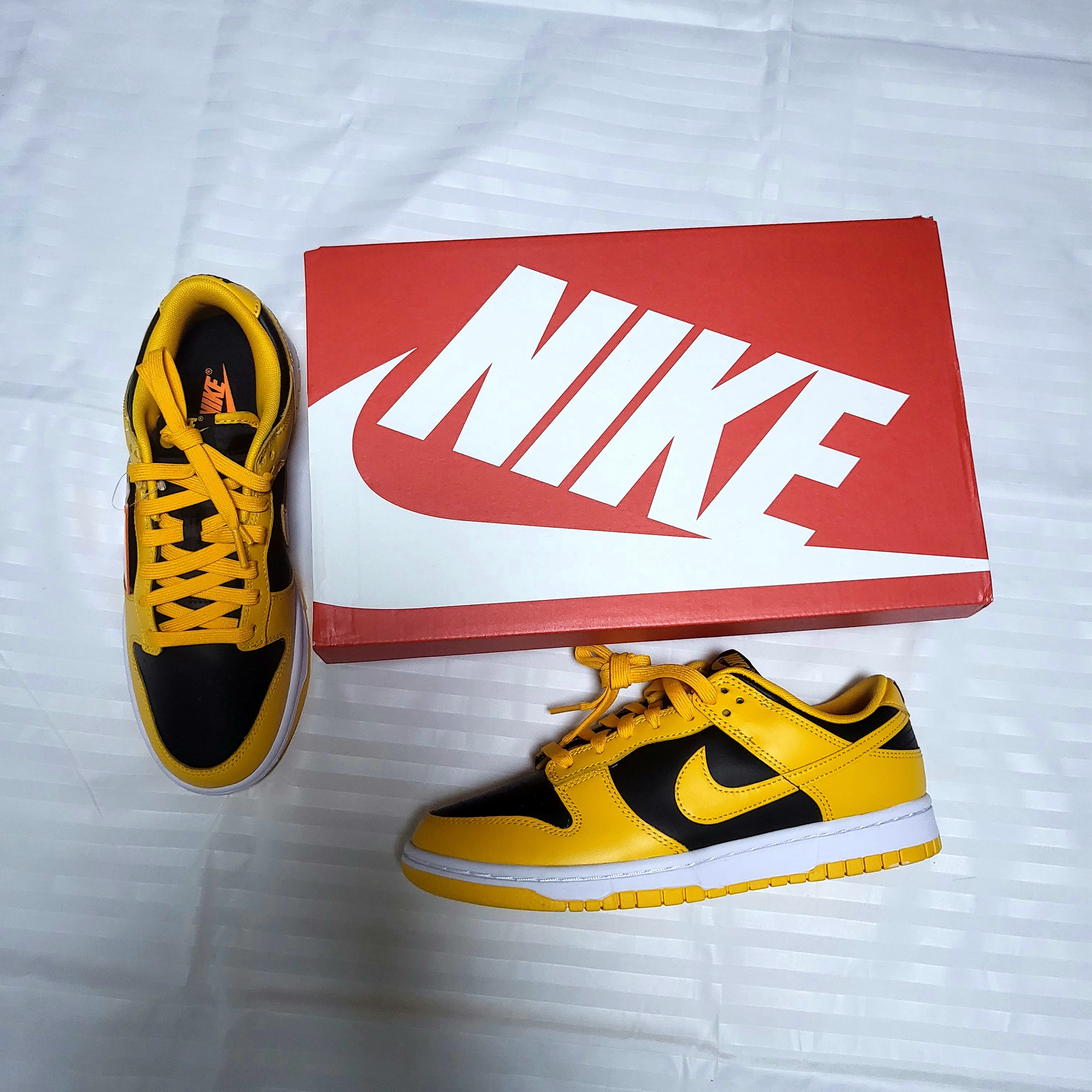 Nike Dunk Low Retro Championship Goldenrod 착용 스타일