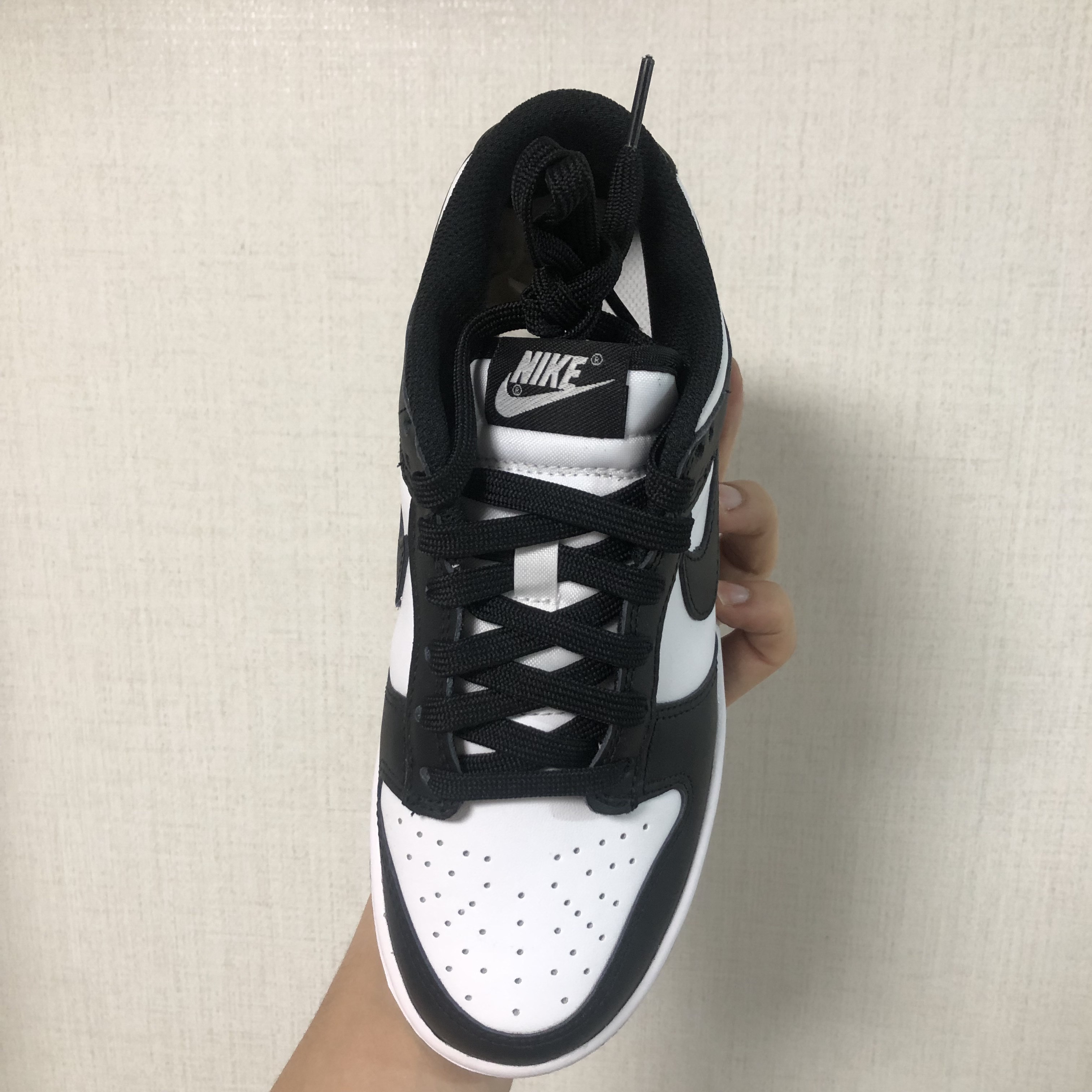 (W) Nike Dunk Low Black 착용 스타일 - 3