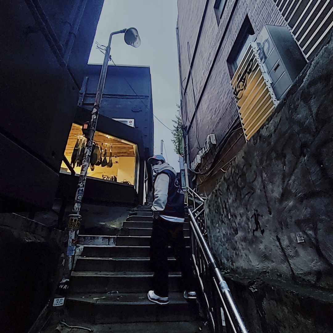 Supreme Washed Chino Twill Camp Cap Denim - 21FW, Nike x Cav Empt Vest Navy 착용 스타일