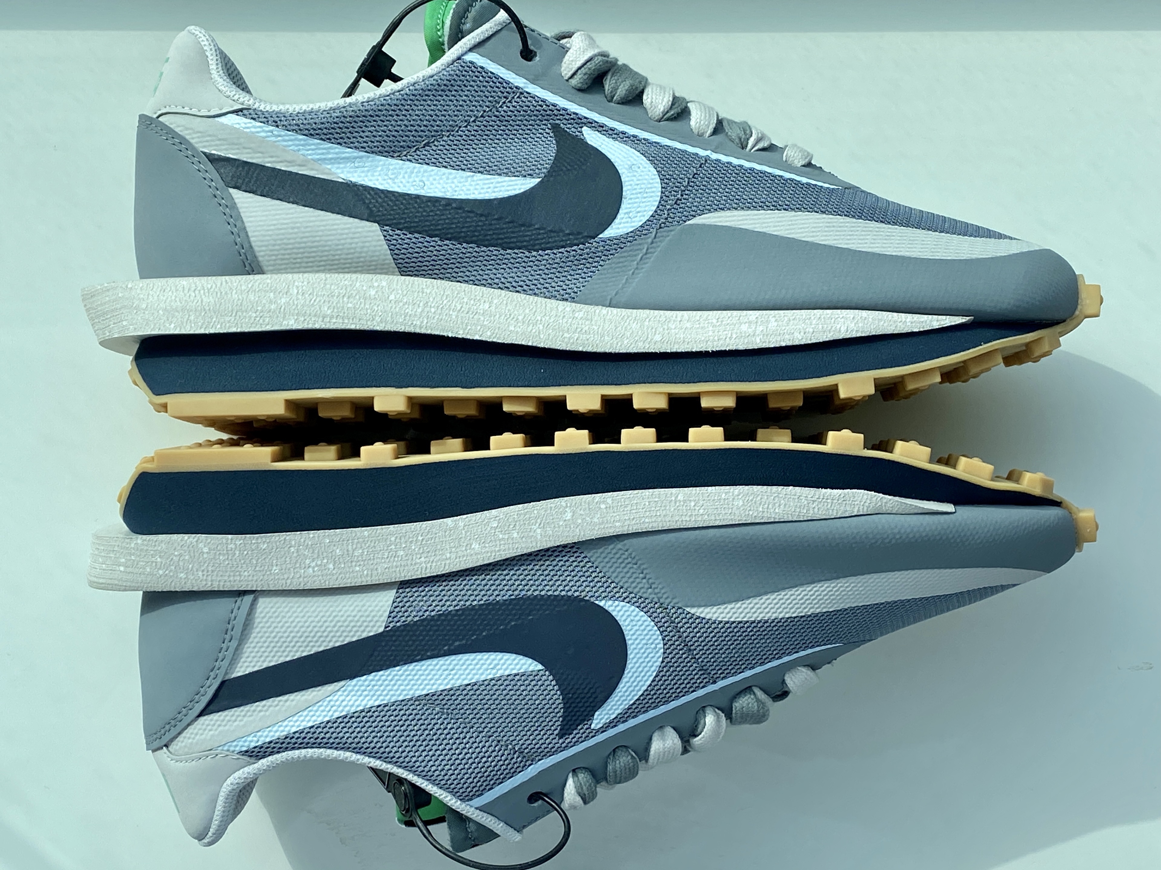 Nike x Sacai x Clot LDWaffle Cool Grey 착용 스타일 - 2