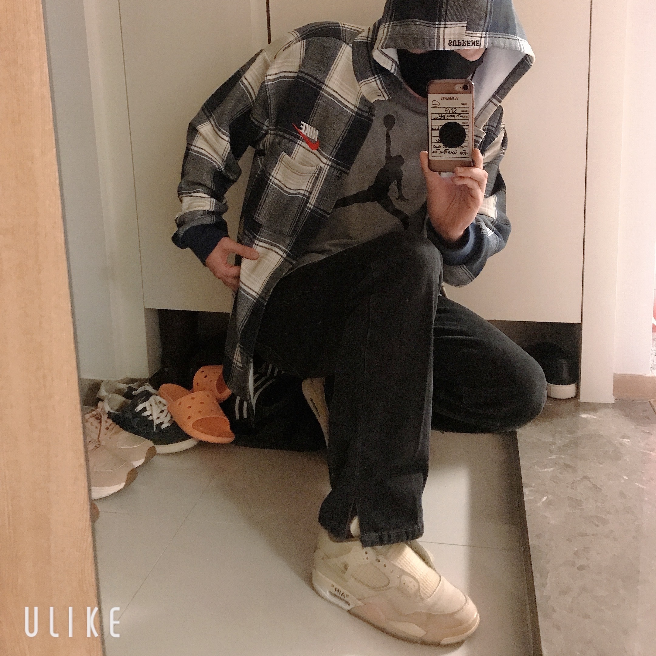 (W) Jordan 4 x Off-White Retro SP Sail, Supreme x Nike Plaid Hooded Sweatshirt Navy - 18FW 착용 스타일