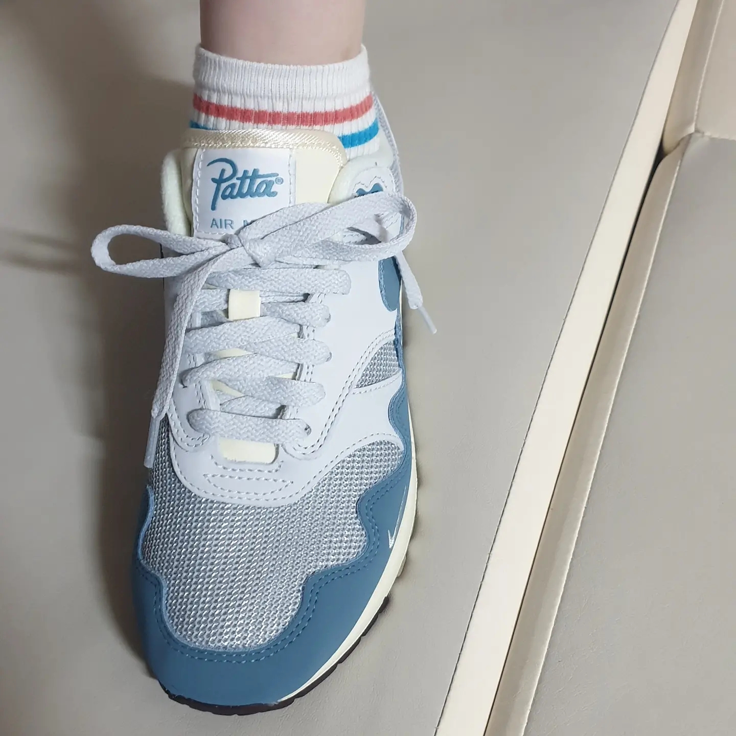 Nike x Patta Air Max 1 Noise Aqua 착용 스타일 - 1