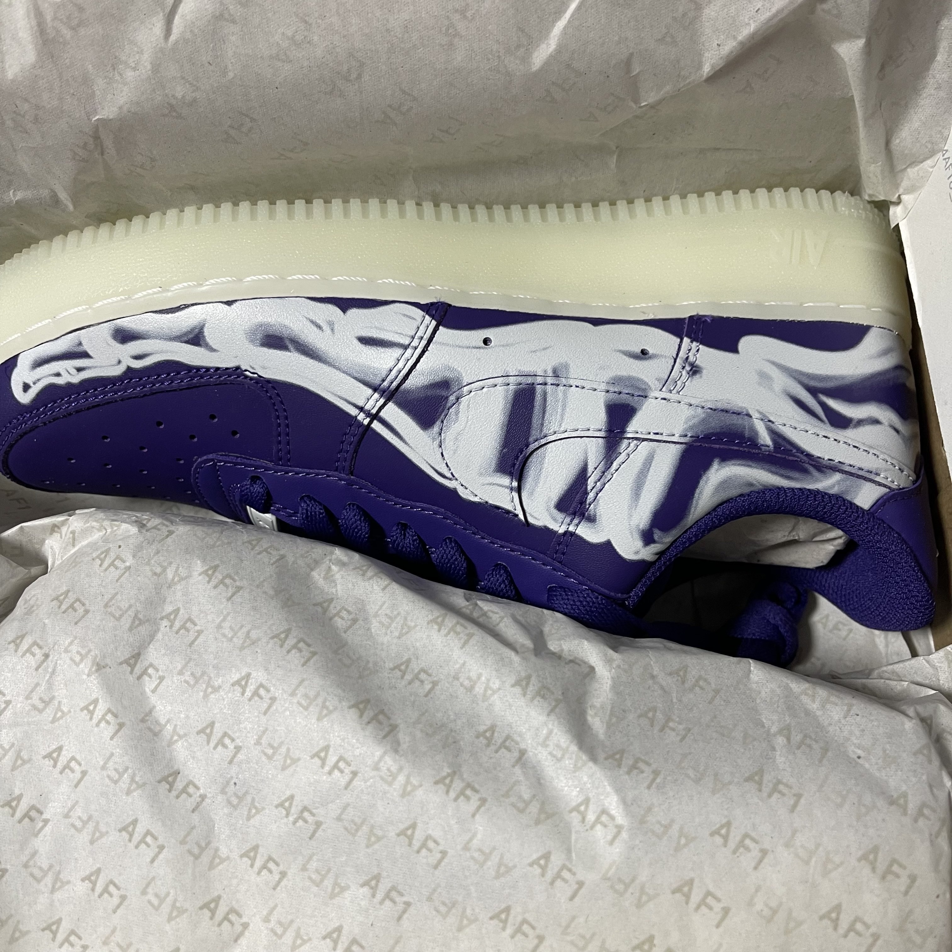 Nike Air Force 1 Low '07 Purple Skeleton 착용 스타일 - 1