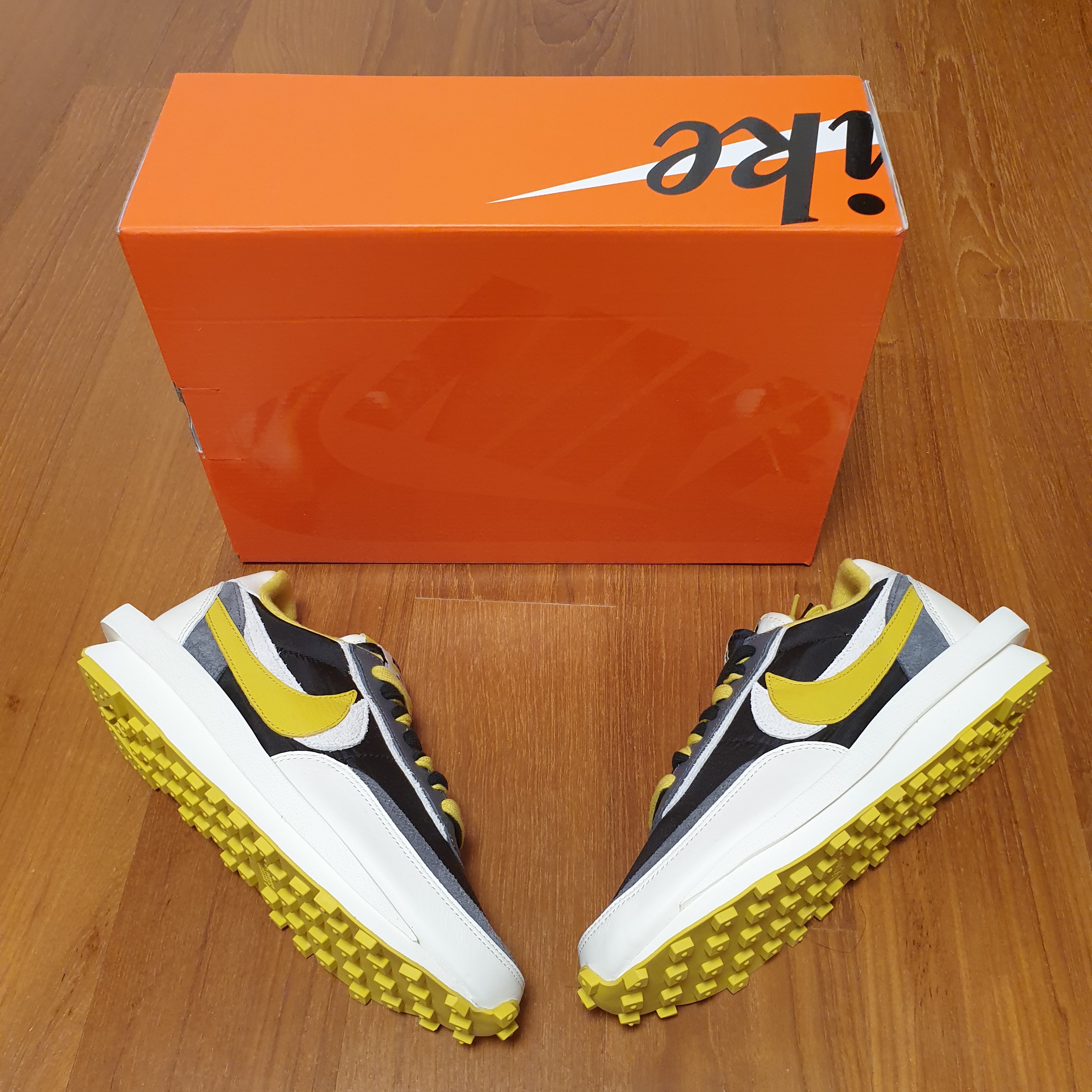 Nike x Sacai x Undercover LDWaffle Black Bright Citron 착용 스타일 - 2