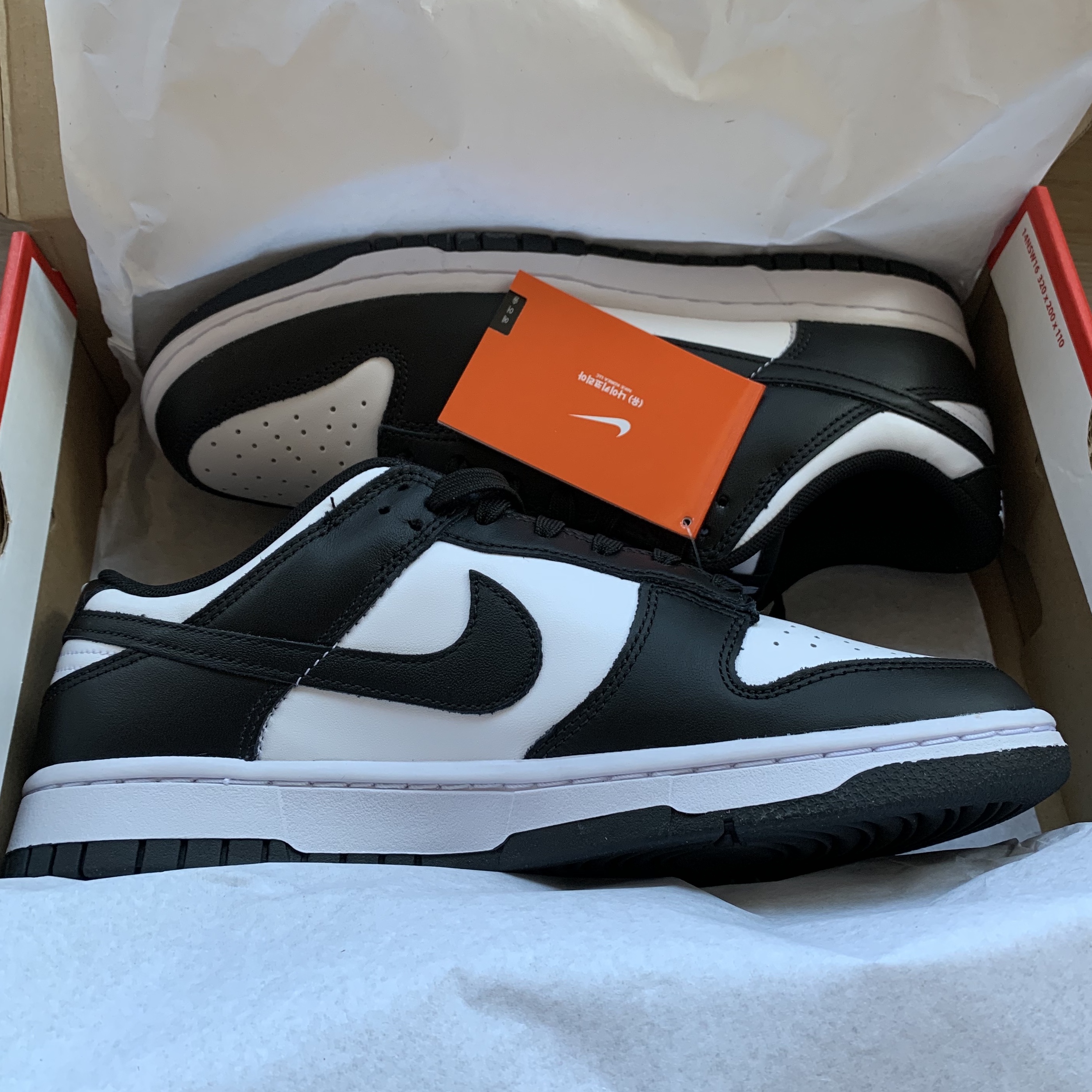 Nike Dunk Low Retro Black 착용 스타일 - 3