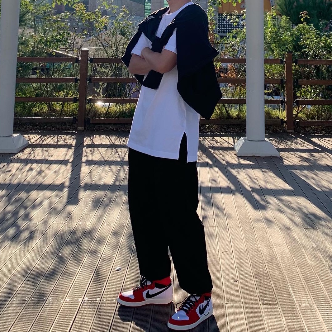 Jordan 1 KO Chicago 2021 착용 스타일
