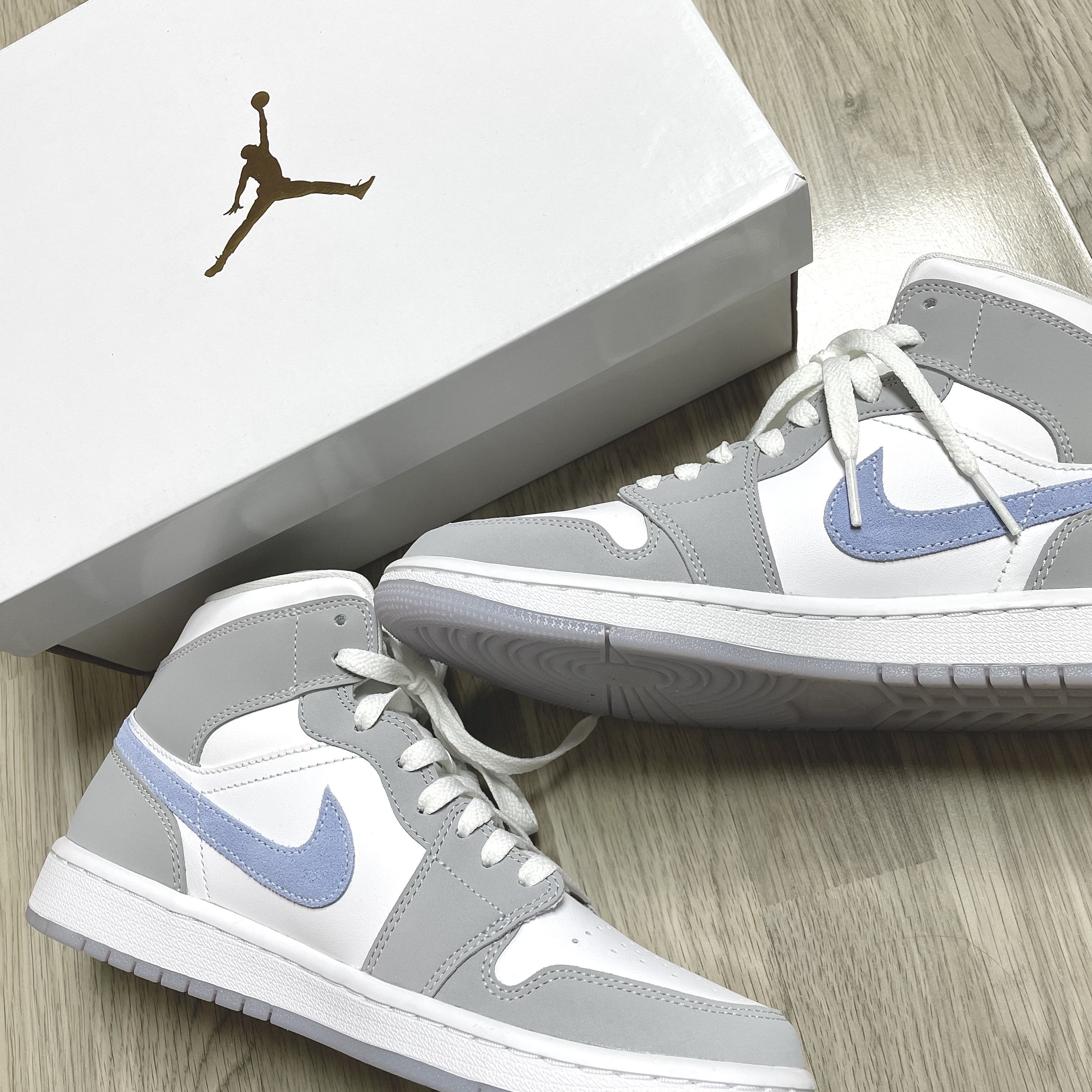 (W) Jordan 1 Mid Wolf Grey 착용 스타일