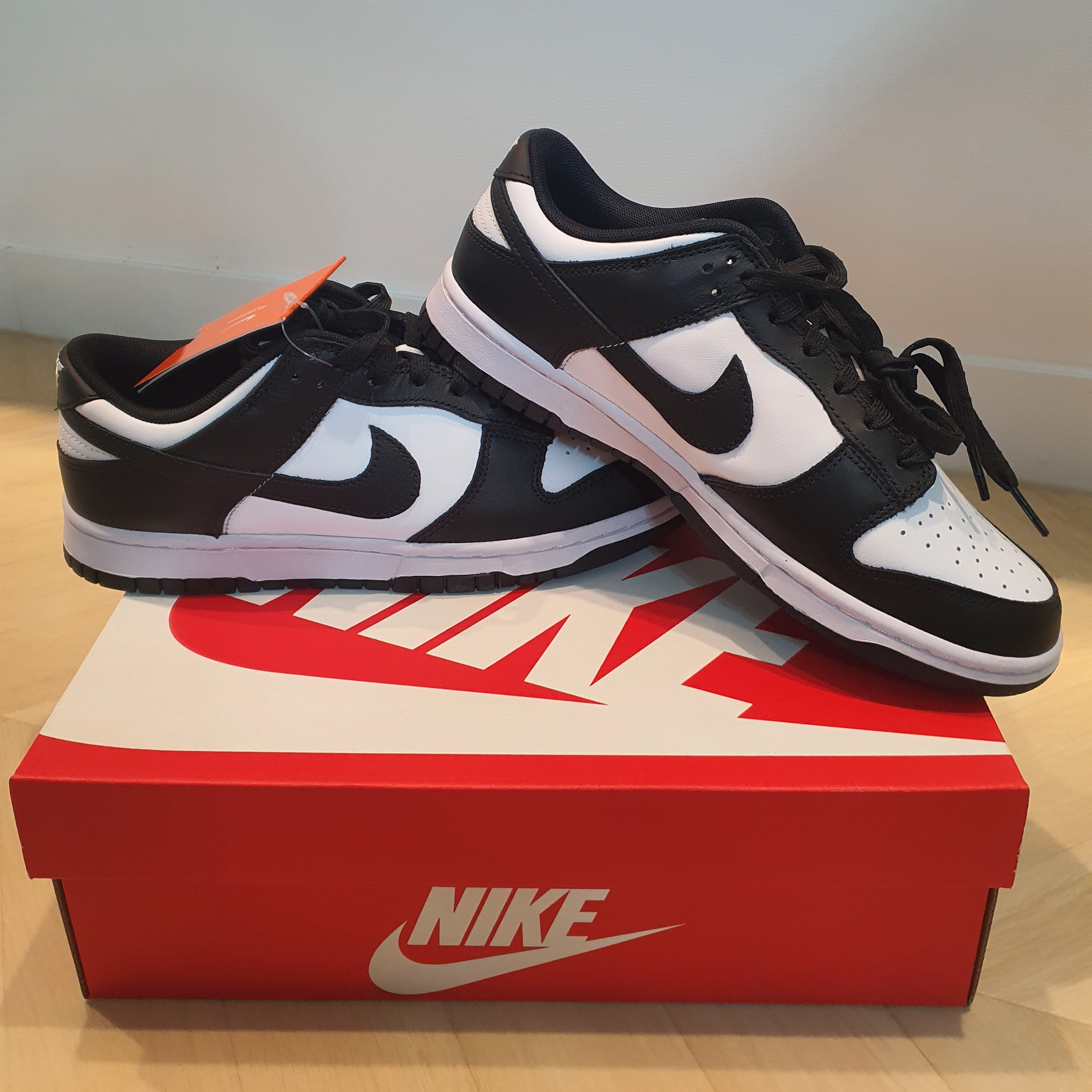 Nike Dunk Low Retro Black 착용 스타일