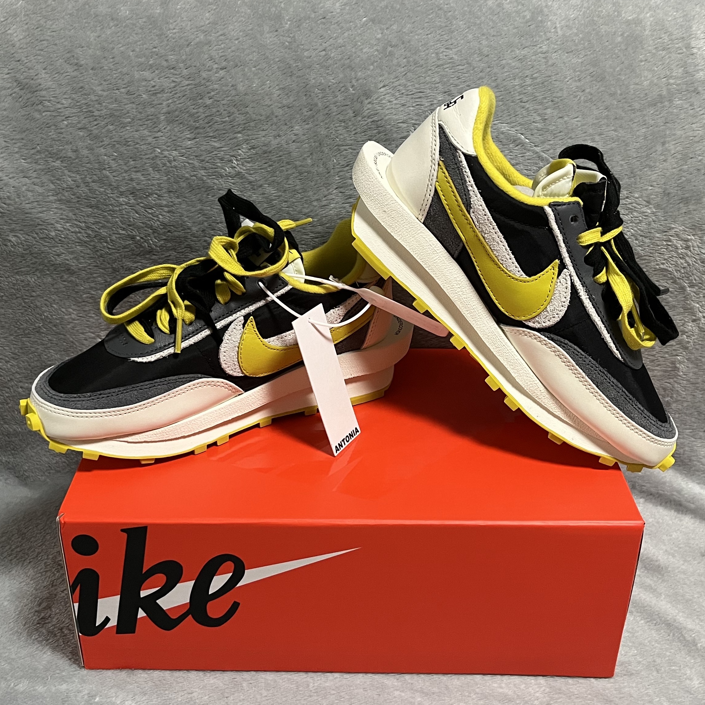 Nike x Sacai x Undercover LDWaffle Black Bright Citron 착용 스타일 - 1