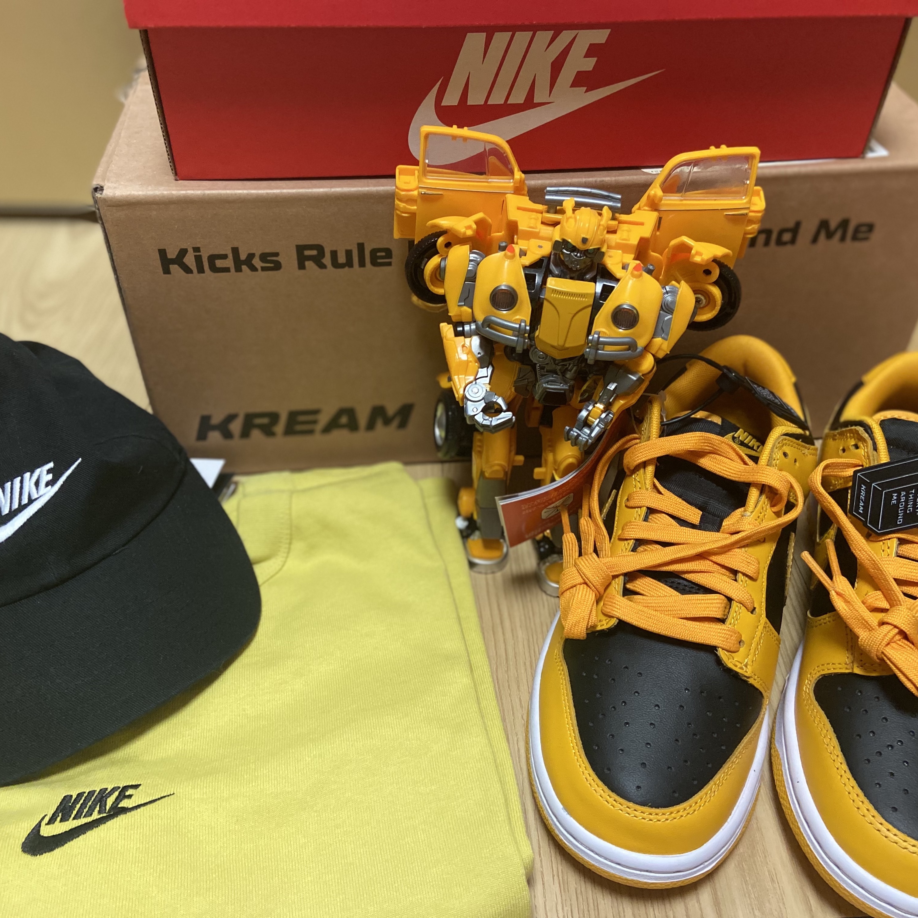 Nike Dunk Low Retro Championship Goldenrod 착용 스타일