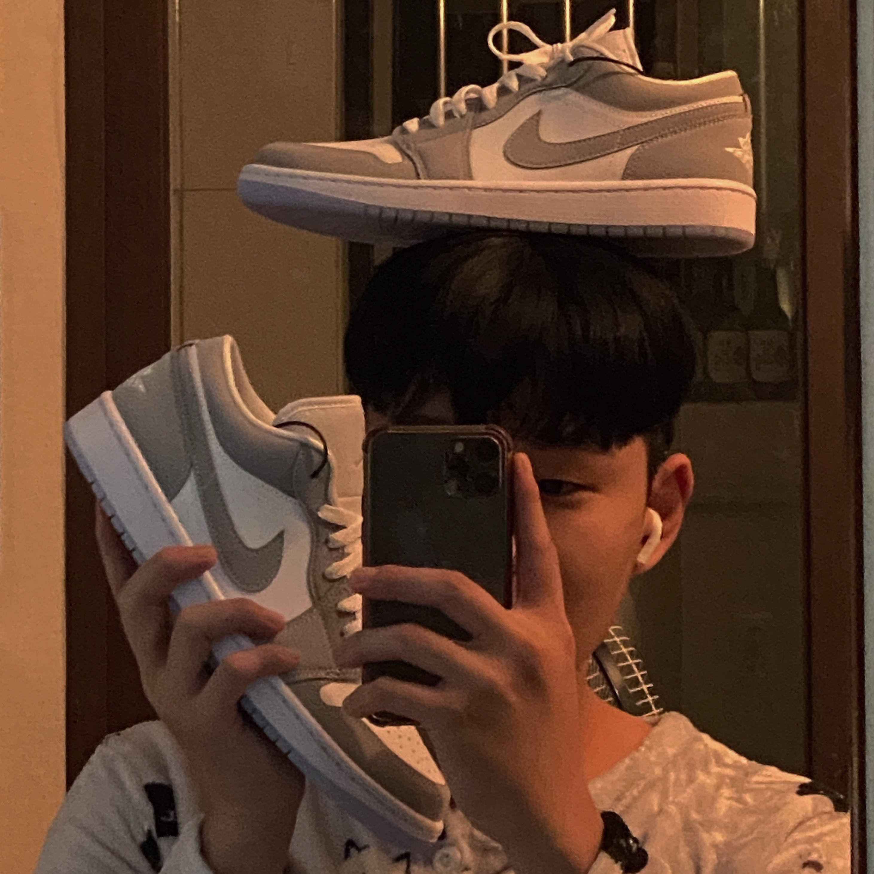 (W) Jordan 1 Low White Wolf Grey 착용 스타일
