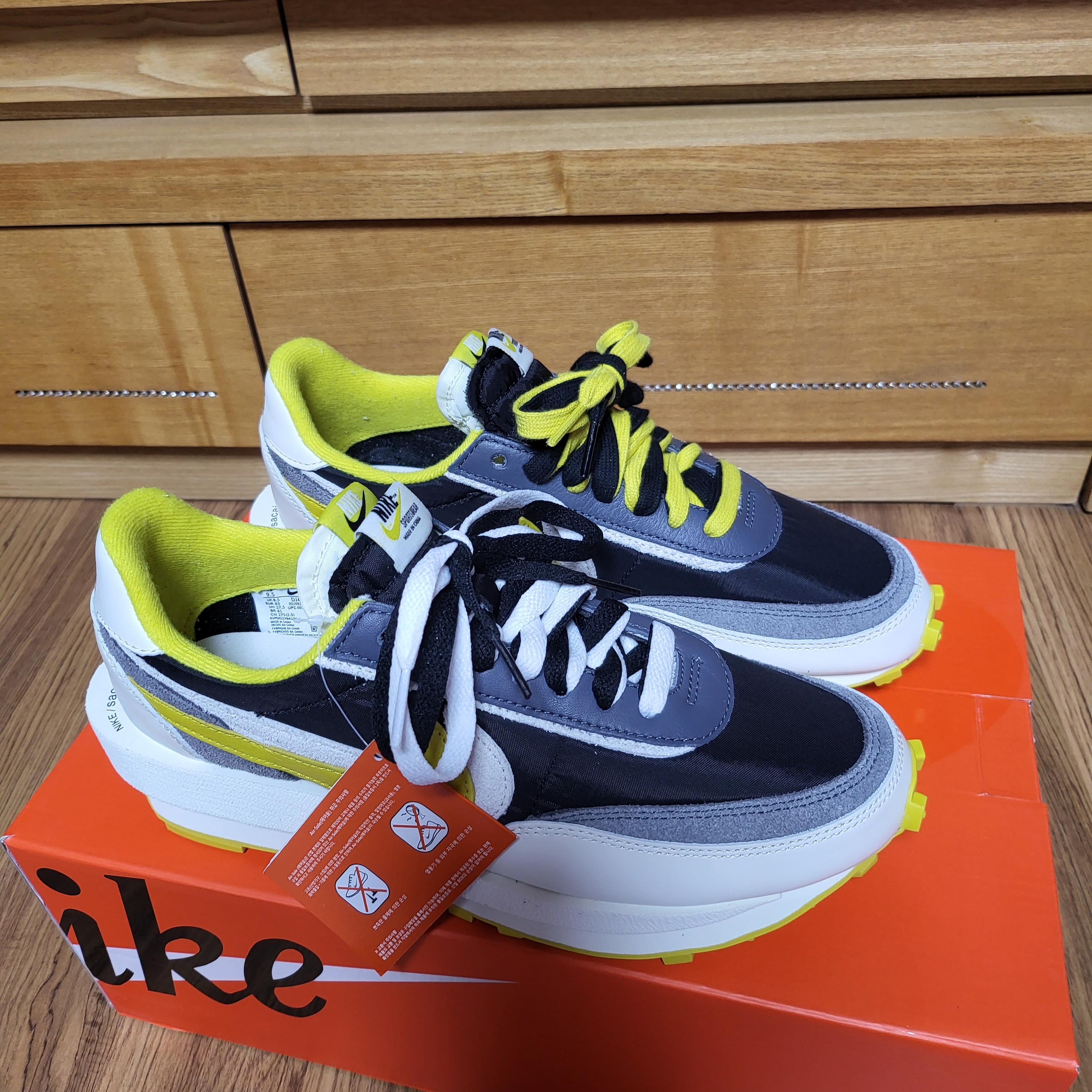 Nike x Sacai x Undercover LDWaffle Black Bright Citron 착용 스타일 - 1
