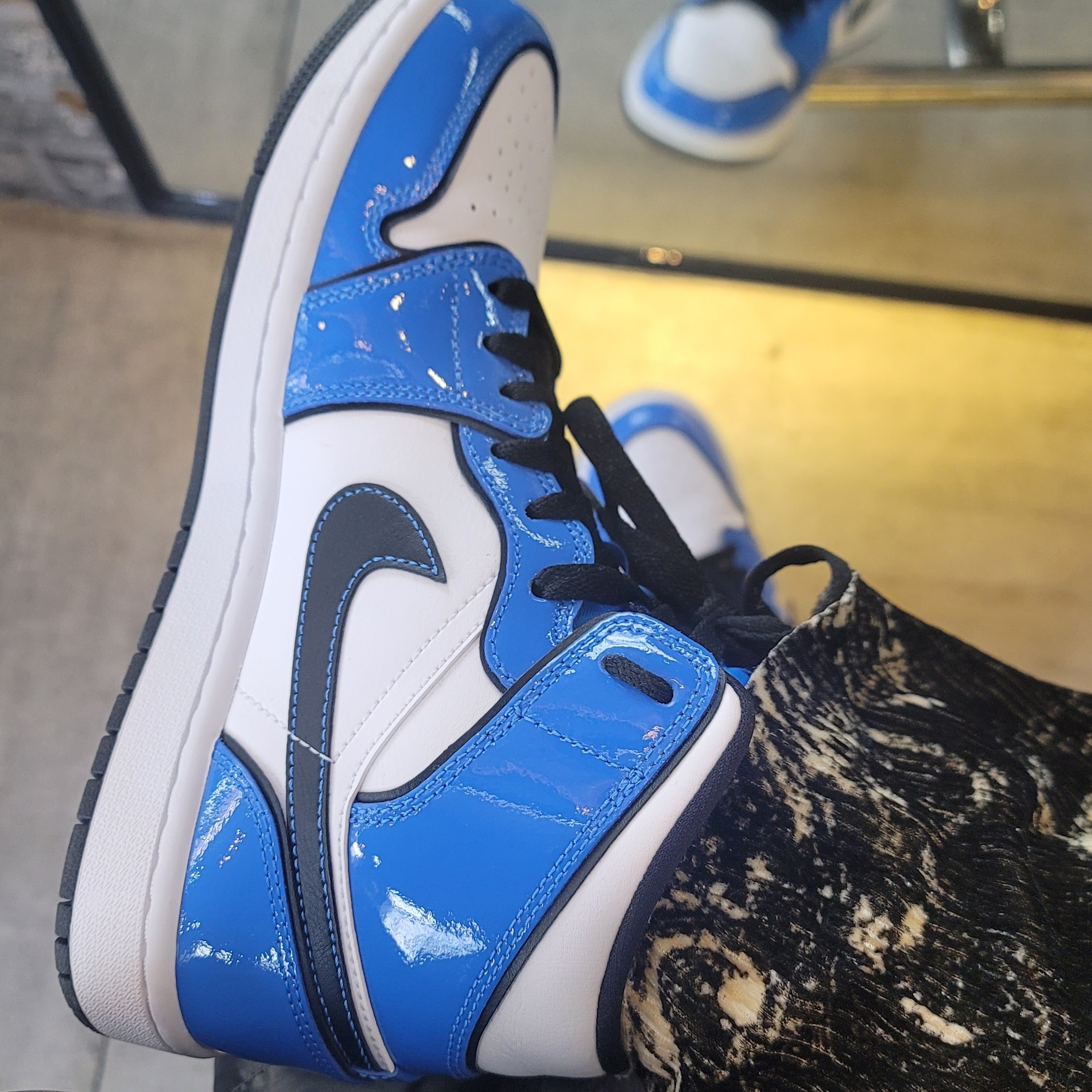 Jordan 1 Retro High OG University Blue 착용 스타일