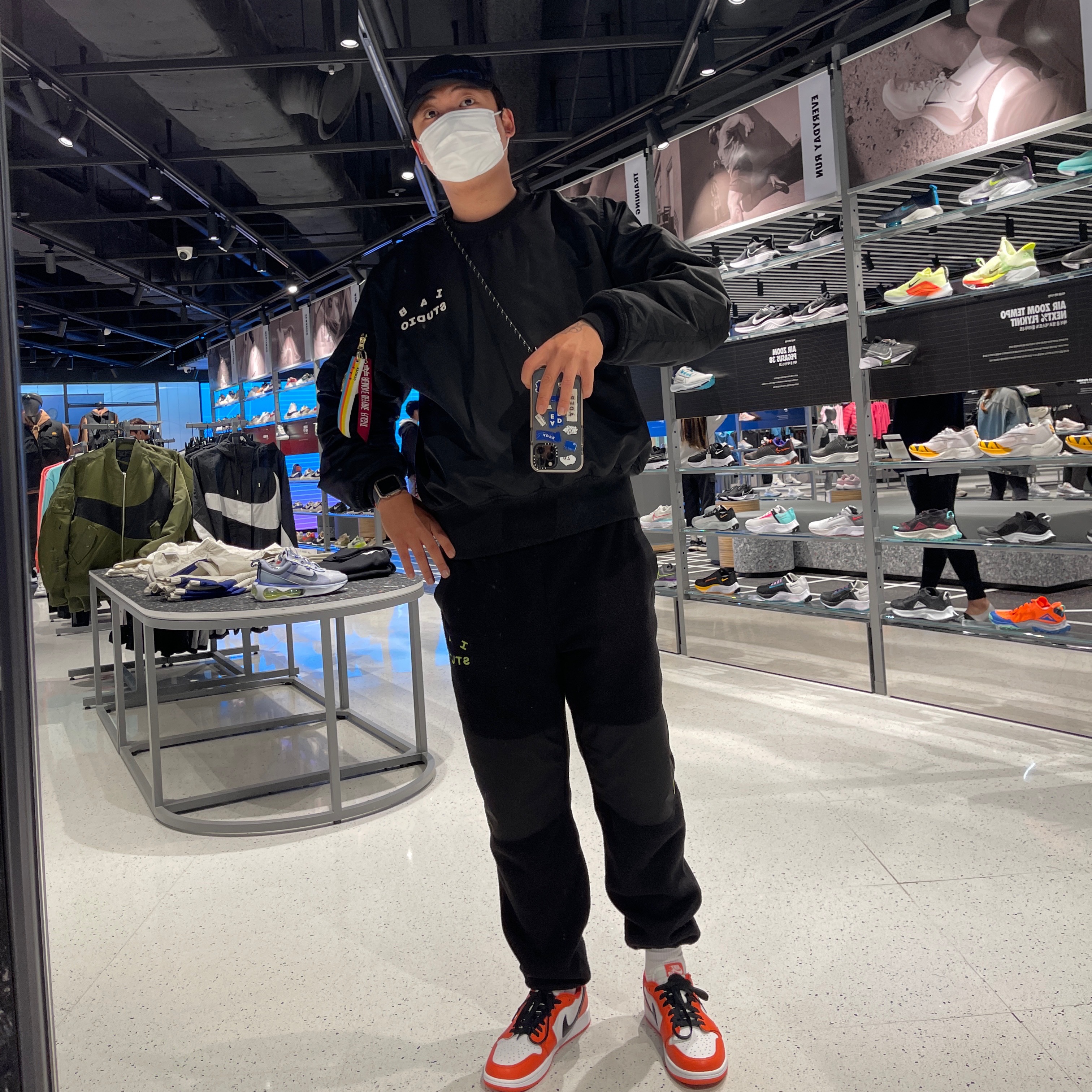 Jordan 1 Low OG Starfish 착용 스타일