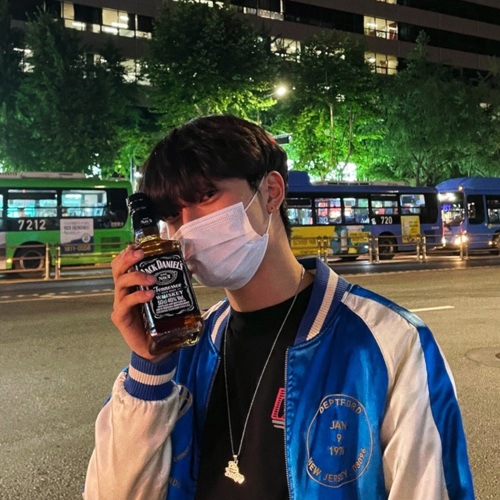 KREAM 프로필 이미지