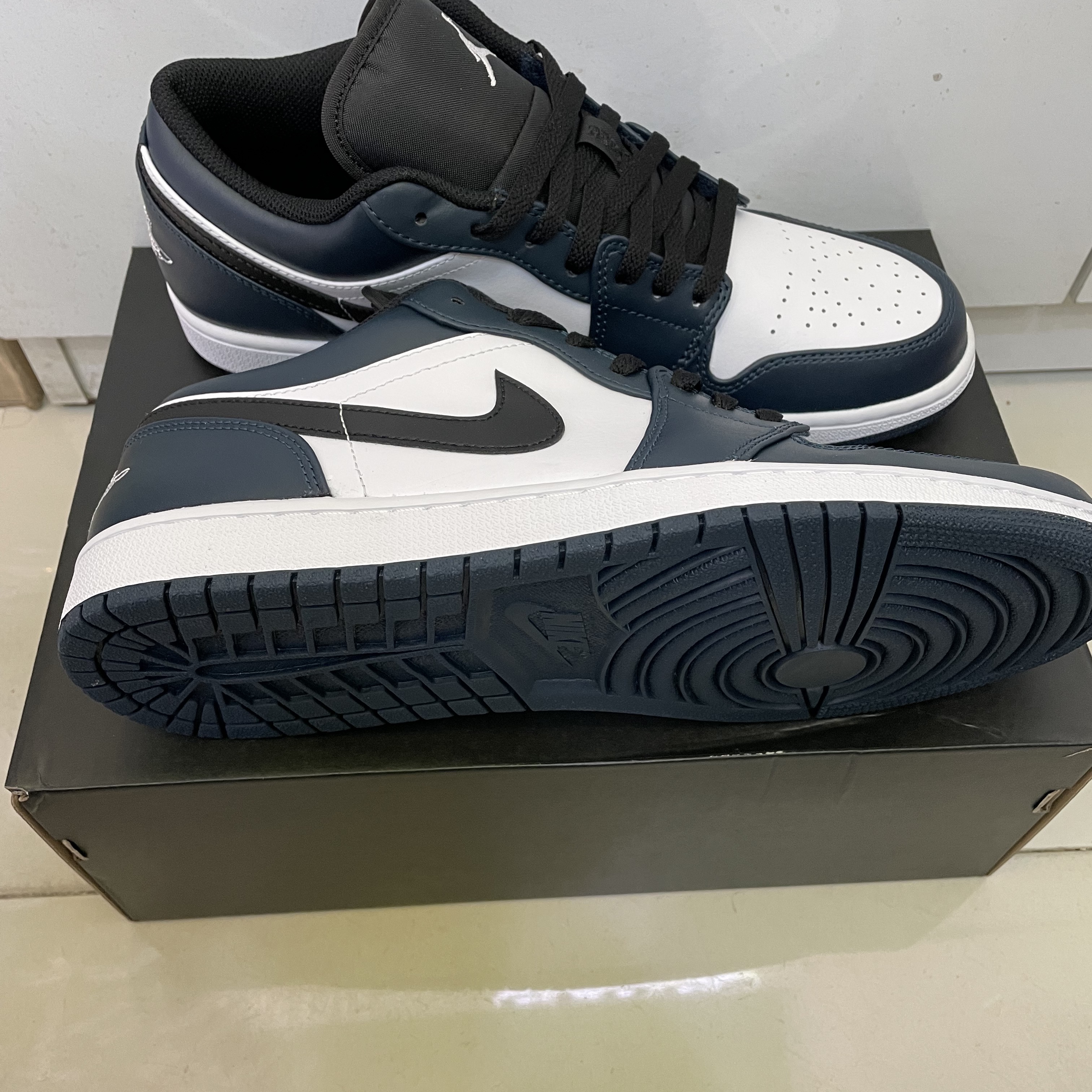 Jordan 1 Low Dark Teal 착용 스타일 - 2