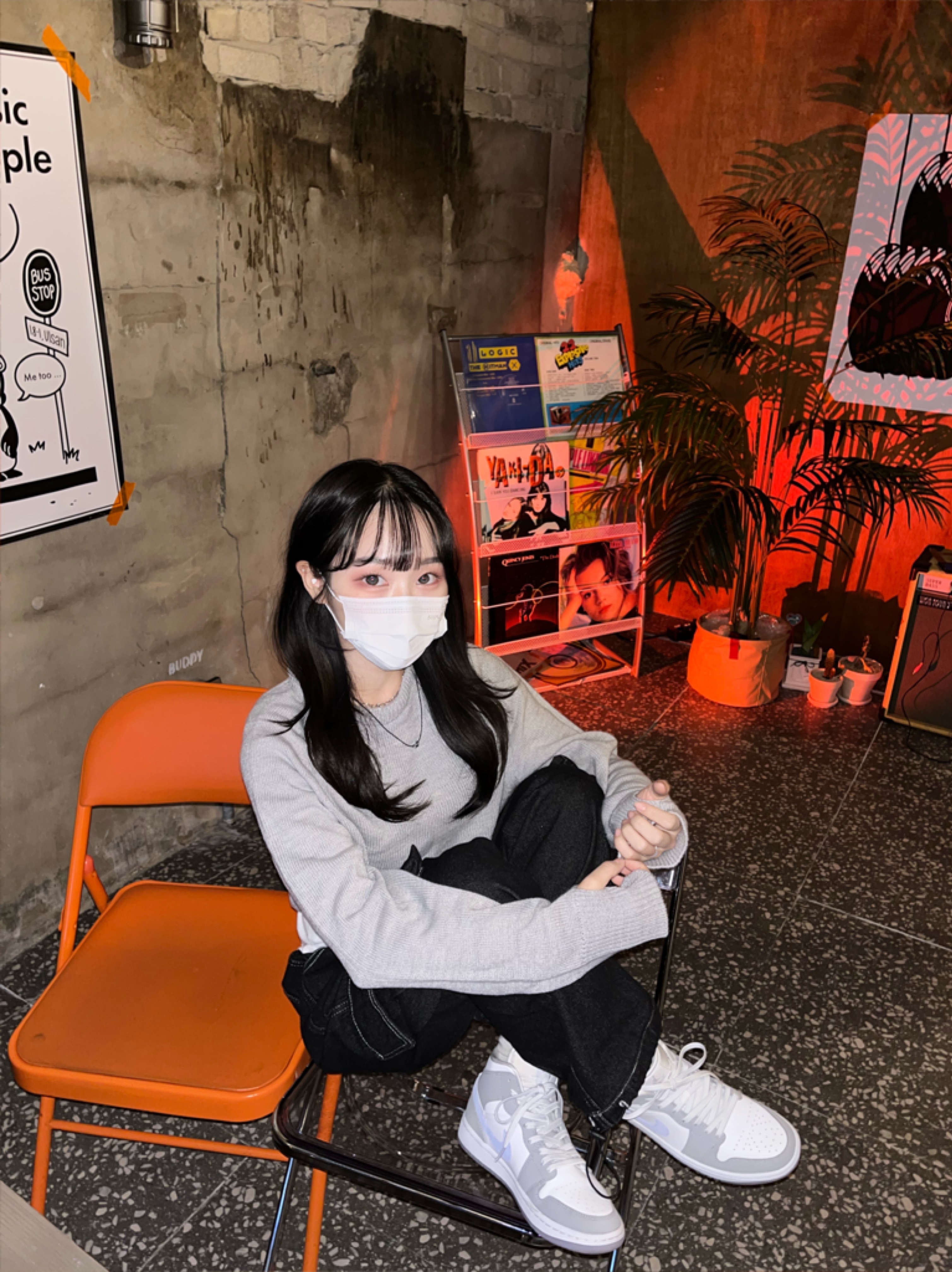 (W) Jordan 1 Mid Wolf Grey 착용 스타일 - 1