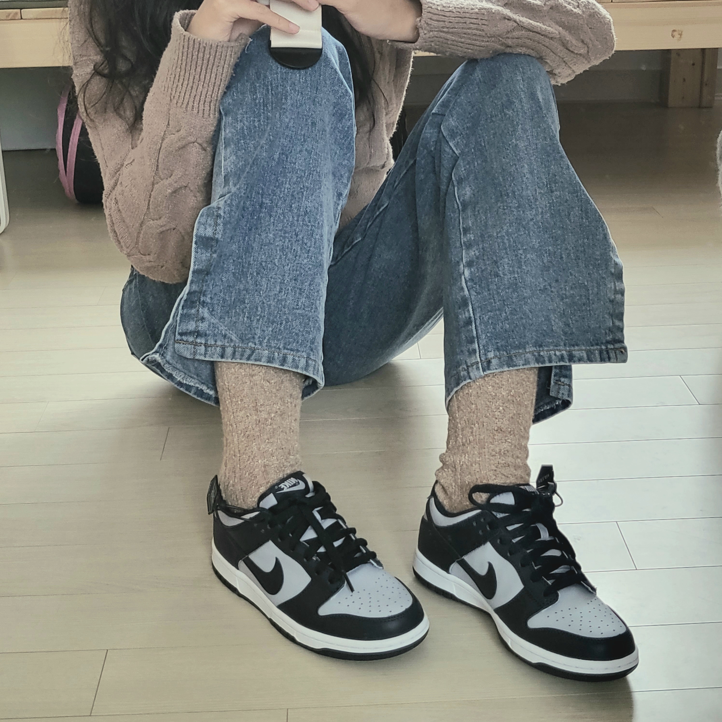 Nike Dunk Low Retro Championship Grey, (GS) Nike Dunk Low Championship Grey 착용 스타일 - 1
