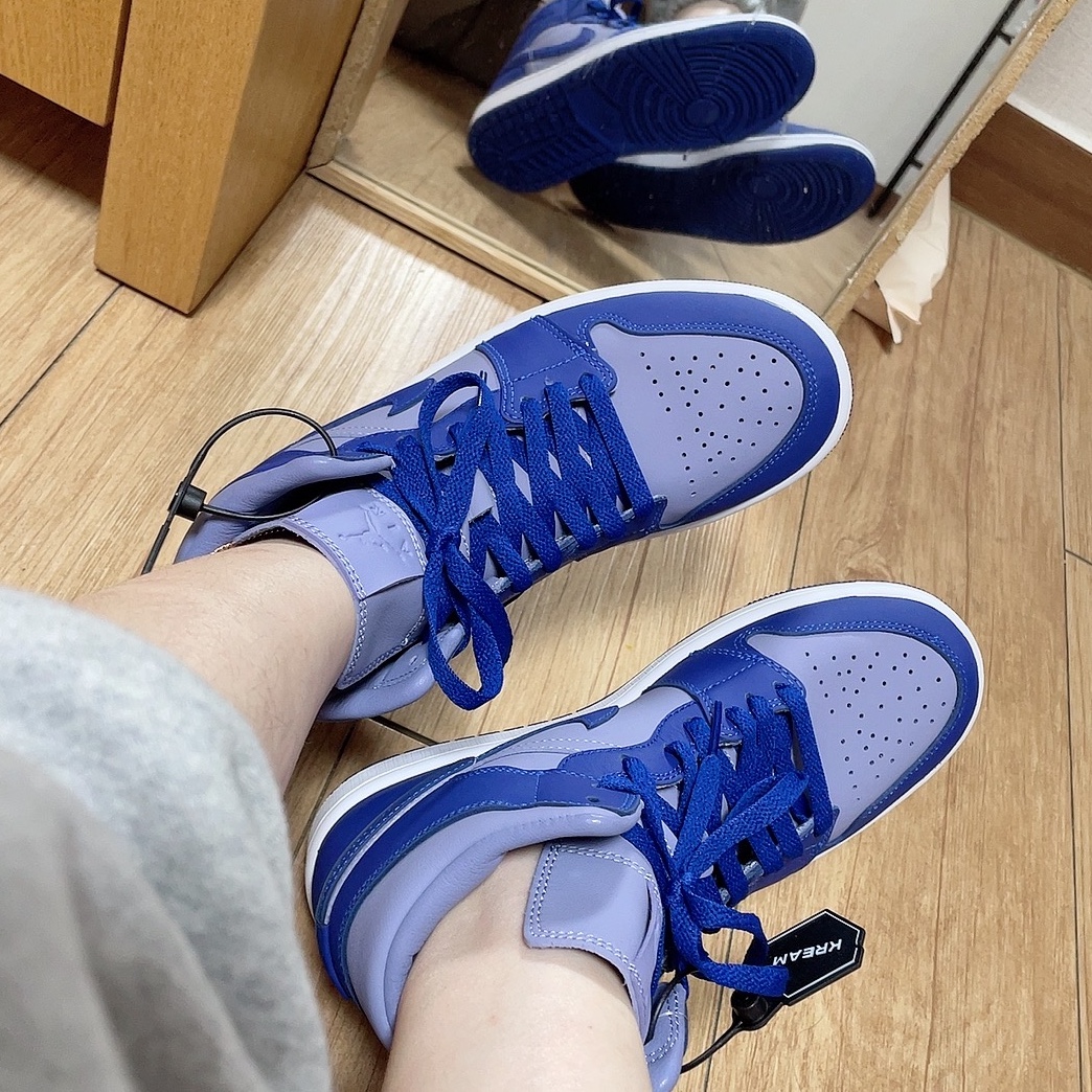(W) Jordan 1 Mid SE Iron Purple 착용 스타일 - 1