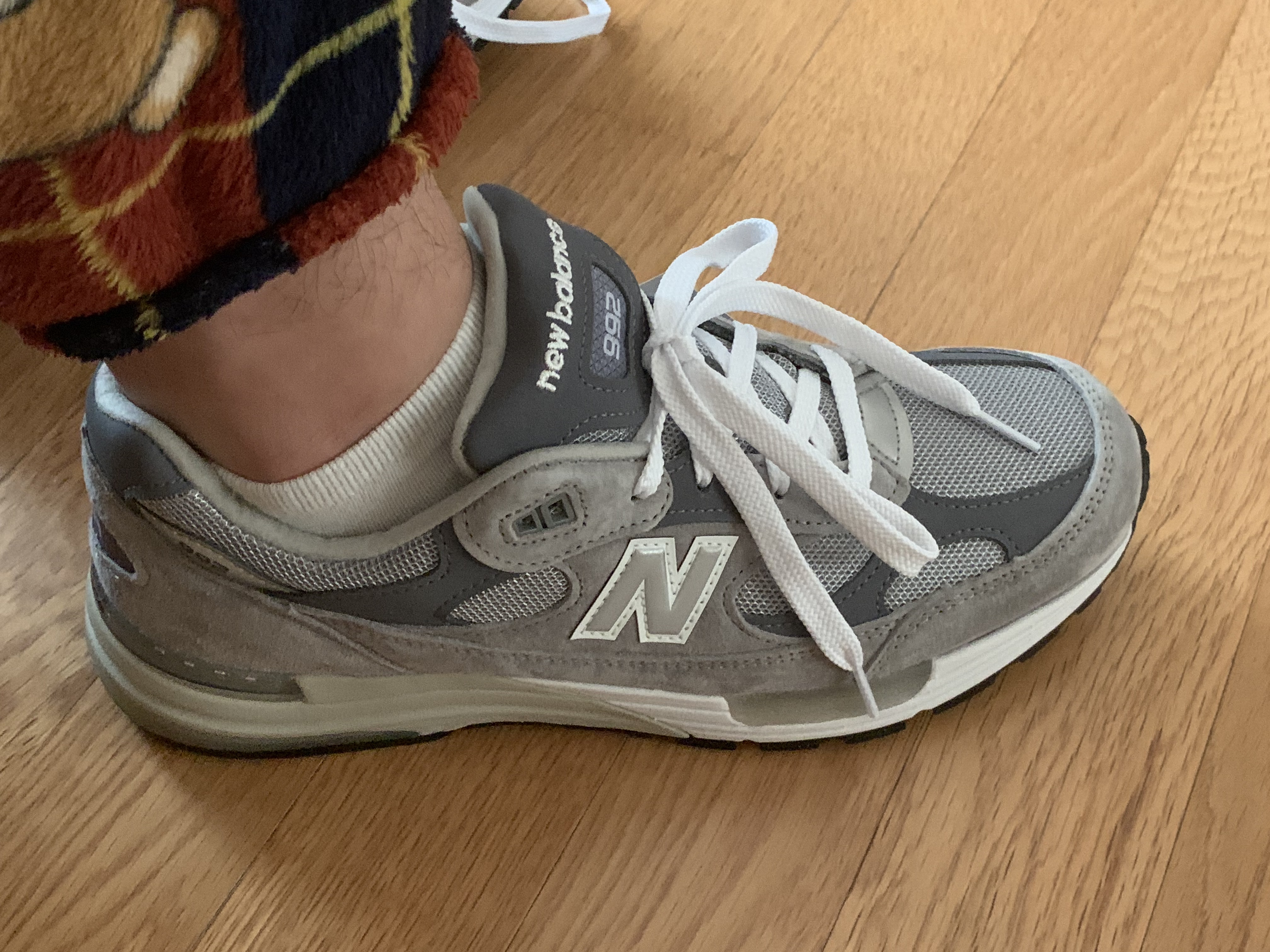 New Balance 992 Made in USA Grey - D Standard 착용 스타일 - 4