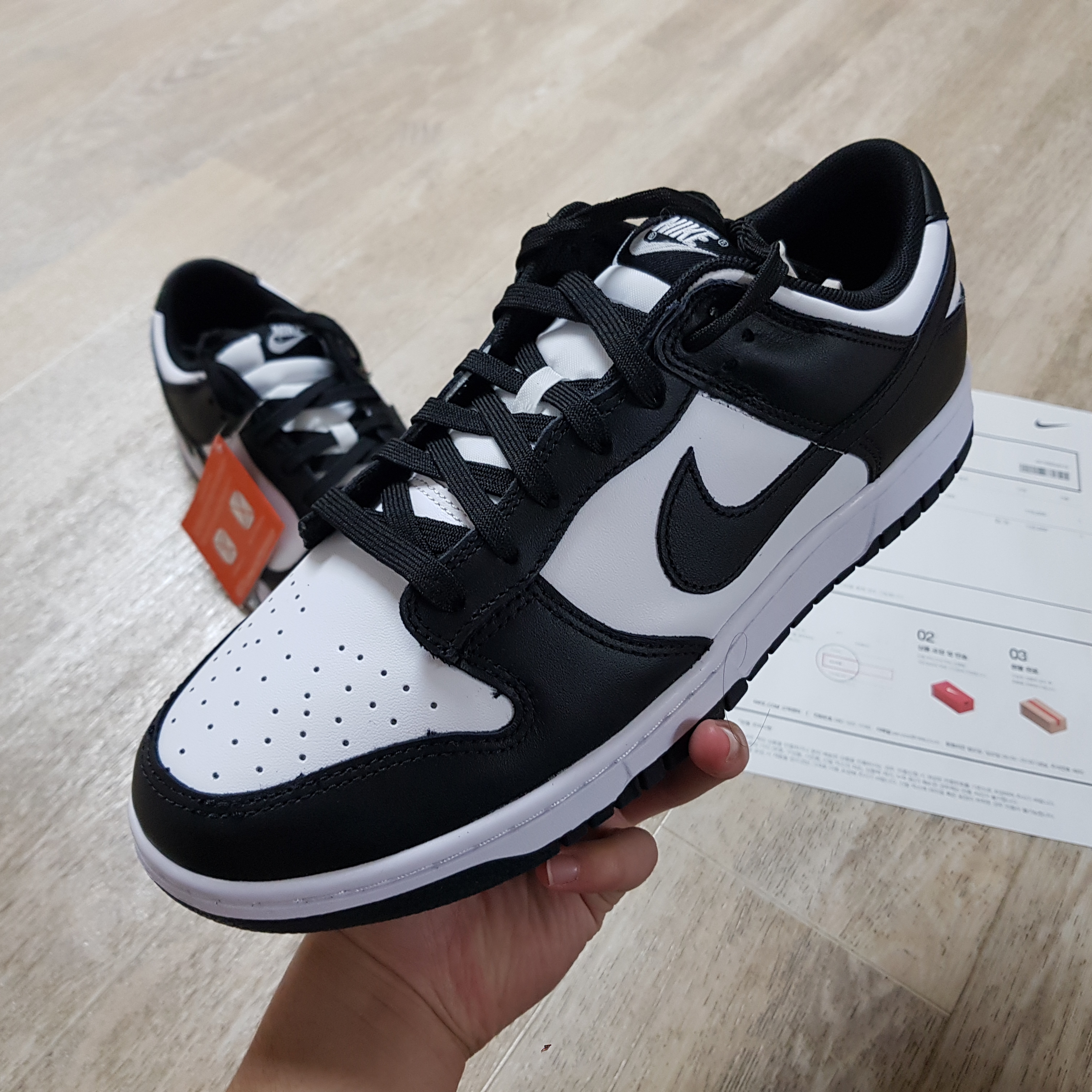 Nike Dunk Low Retro Black, (W) Nike Dunk Low Black 착용 스타일 - 1