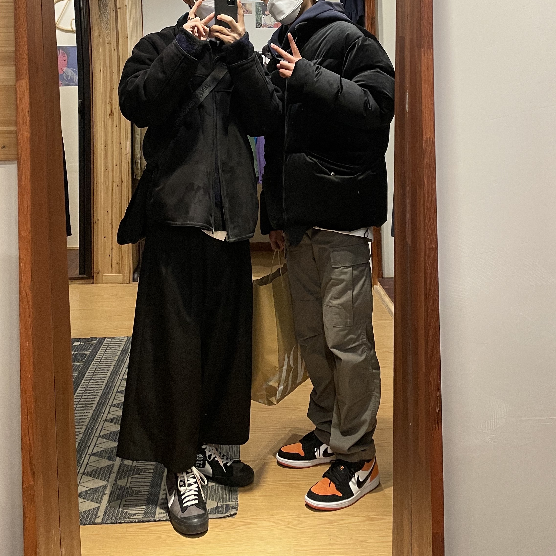 Nike x Off-White Blazer Mid Grim Reaper Black, Jordan 1 Low Shattered Backboard 착용 스타일