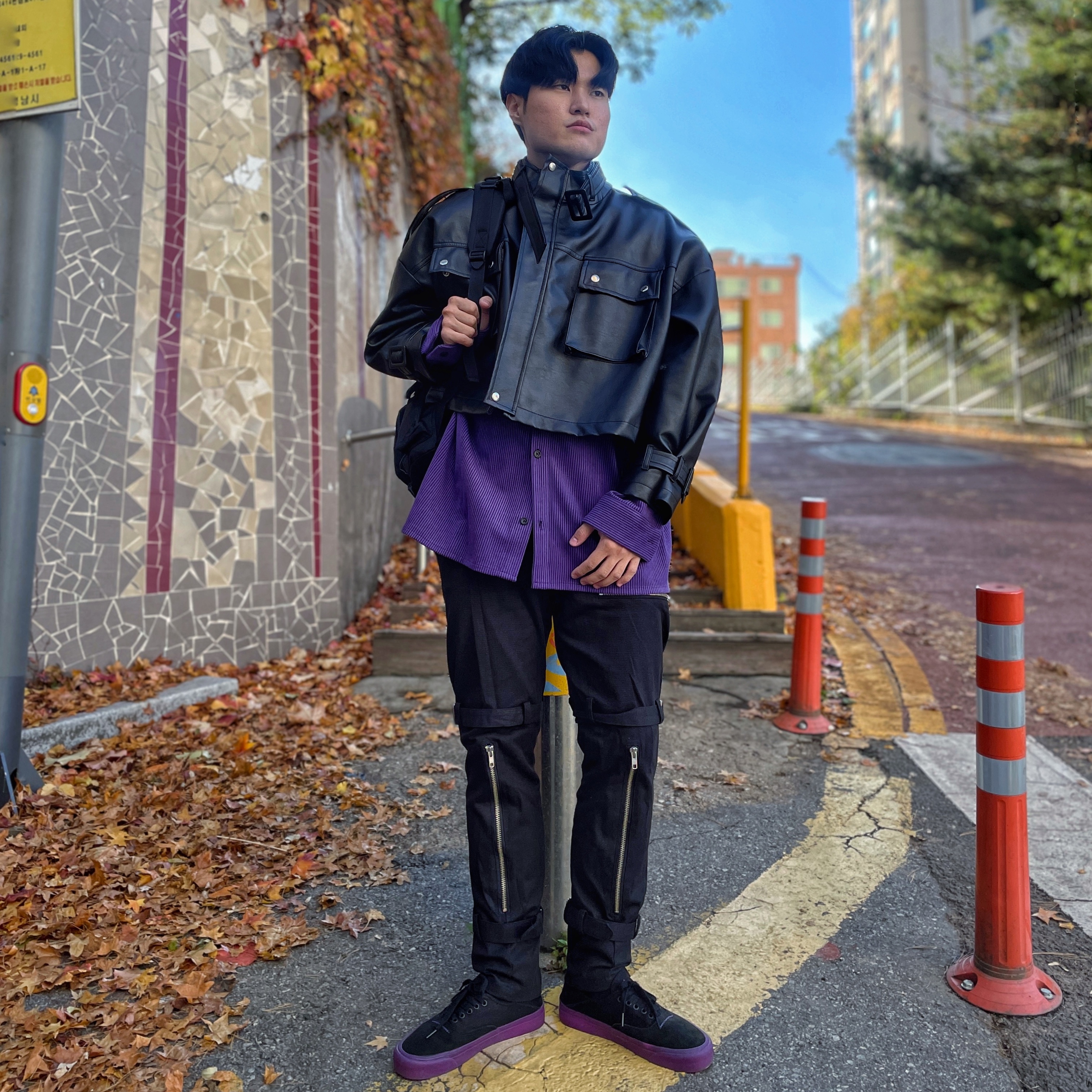 Vans Vault x Retrosuperfuture OG Style 43 LX Black Purple 착용 스타일 - 2