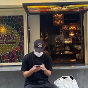 KREAM 프로필 이미지