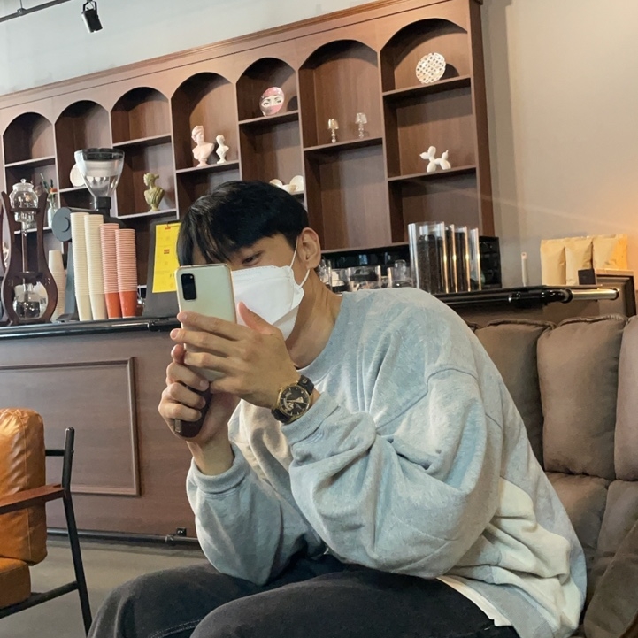 KREAM 프로필 이미지