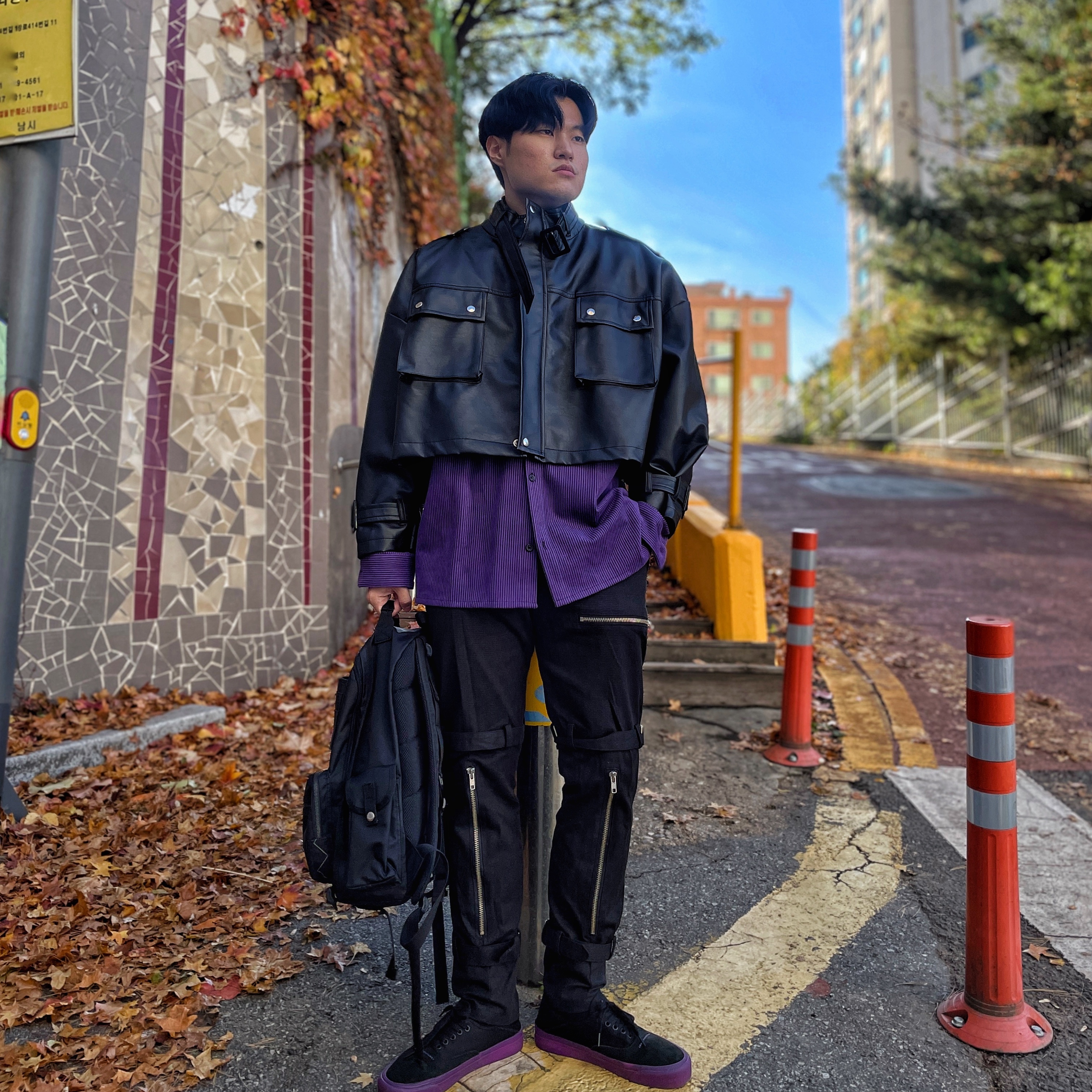 Vans Vault x Retrosuperfuture OG Style 43 LX Black Purple 착용 스타일 - 1