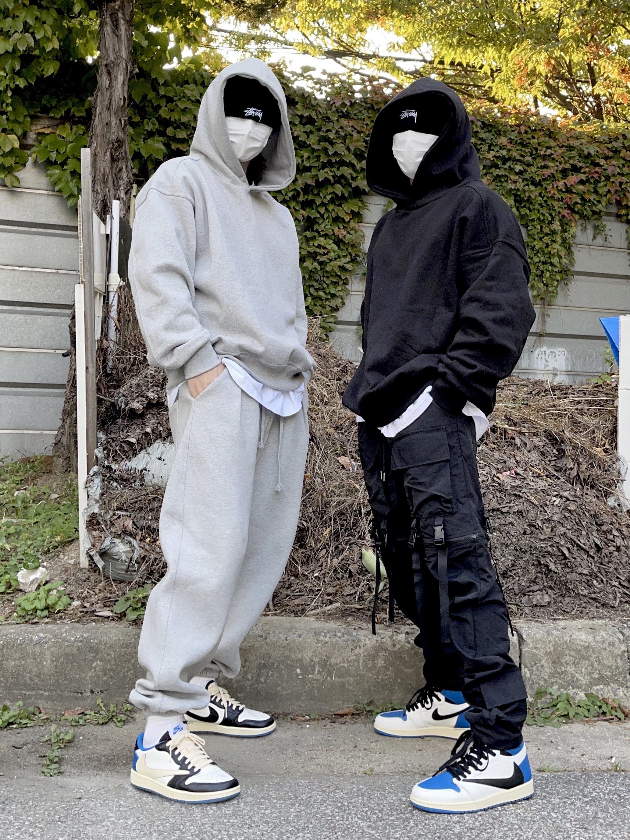 Nike x Stussy Cuff Beanie Black, Jordan 1 x Travis Scott x Fragment Retro Low OG SP Military Blue 착용 스타일