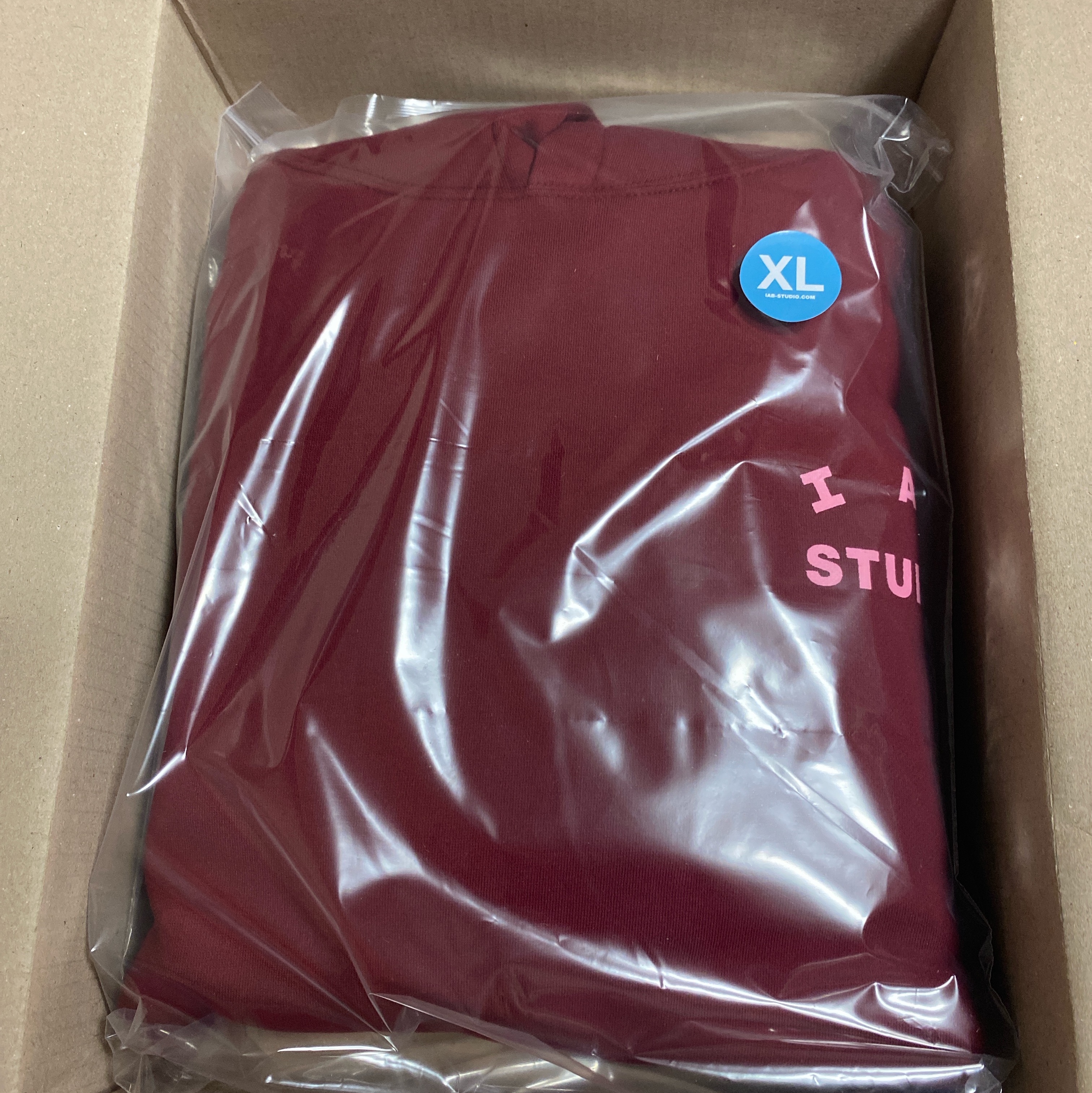 IAB Studio Hoodie Raspberry 착용 스타일 - 2