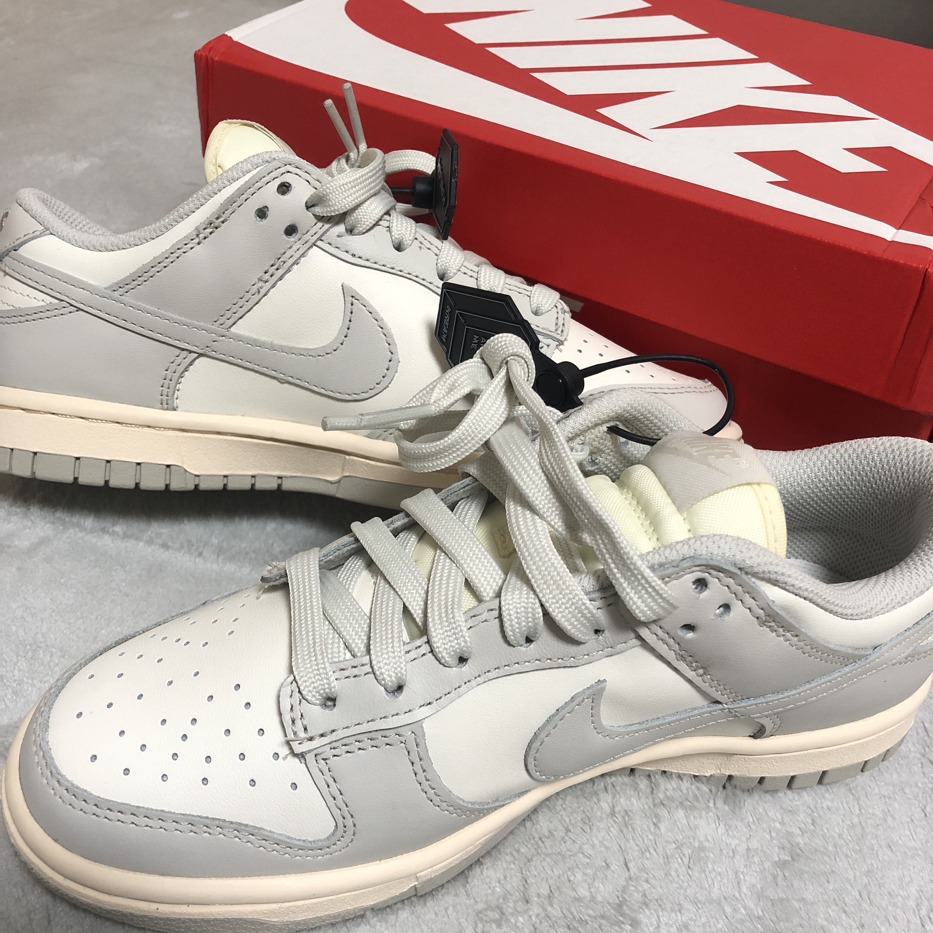 (W) Nike Dunk Low Light Bone 착용 스타일