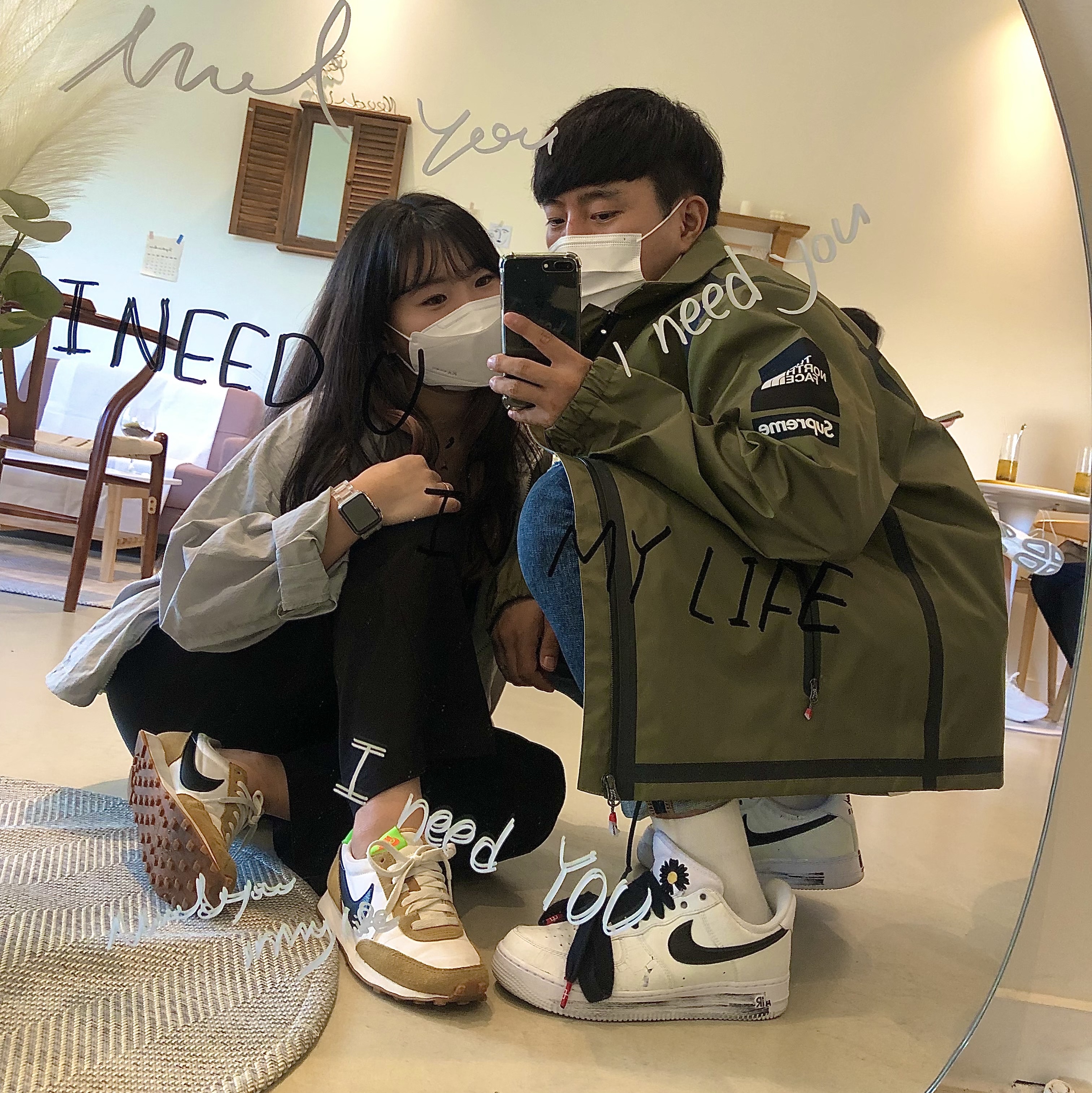 (W) Nike Daybreak Wheat, Supreme x The North Face Summit Series Outer Tape Seam Jacket Olive - 21SS 착용 스타일 - 1