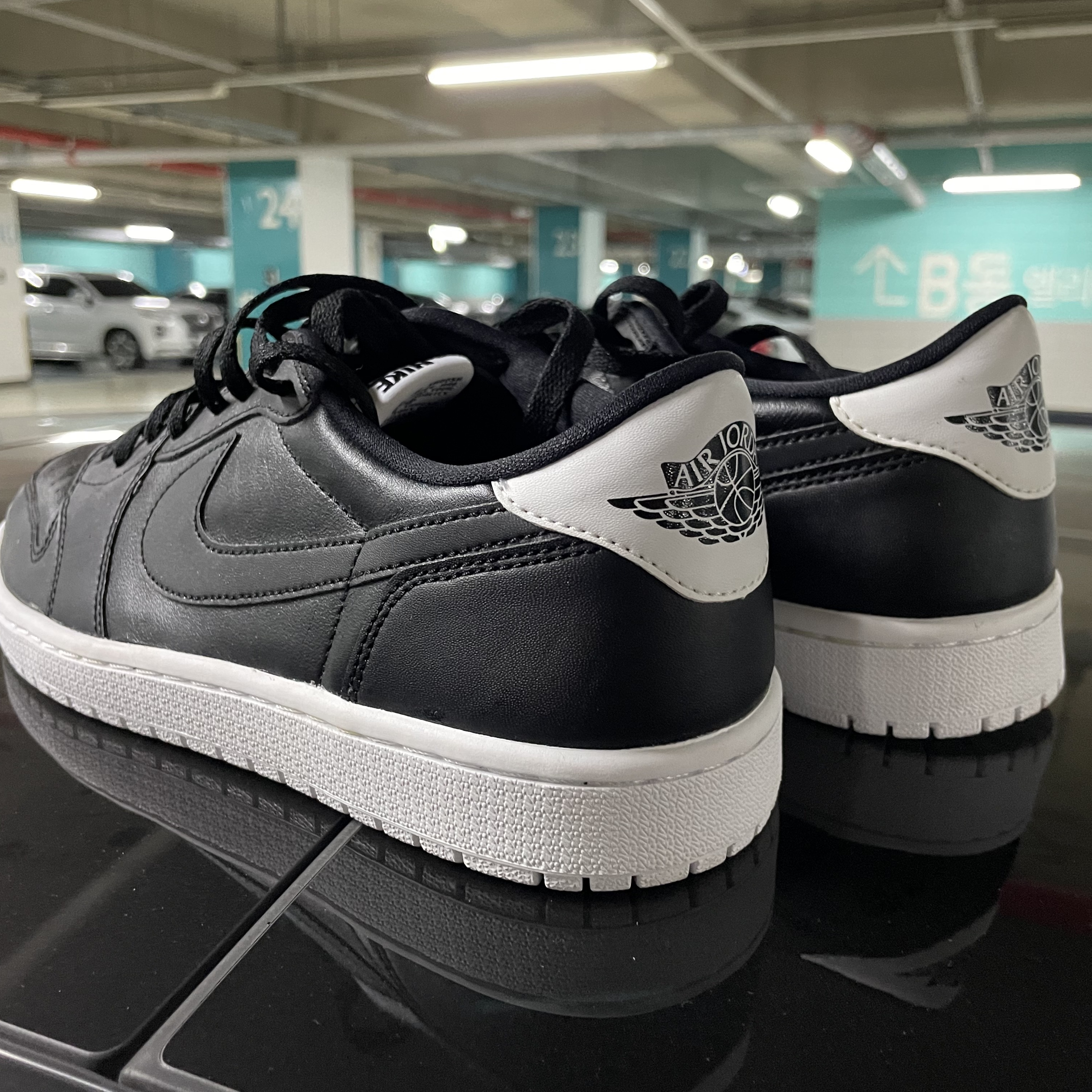 Jordan 1 Retro Low Cyber Monday 2016 착용 스타일 - 2