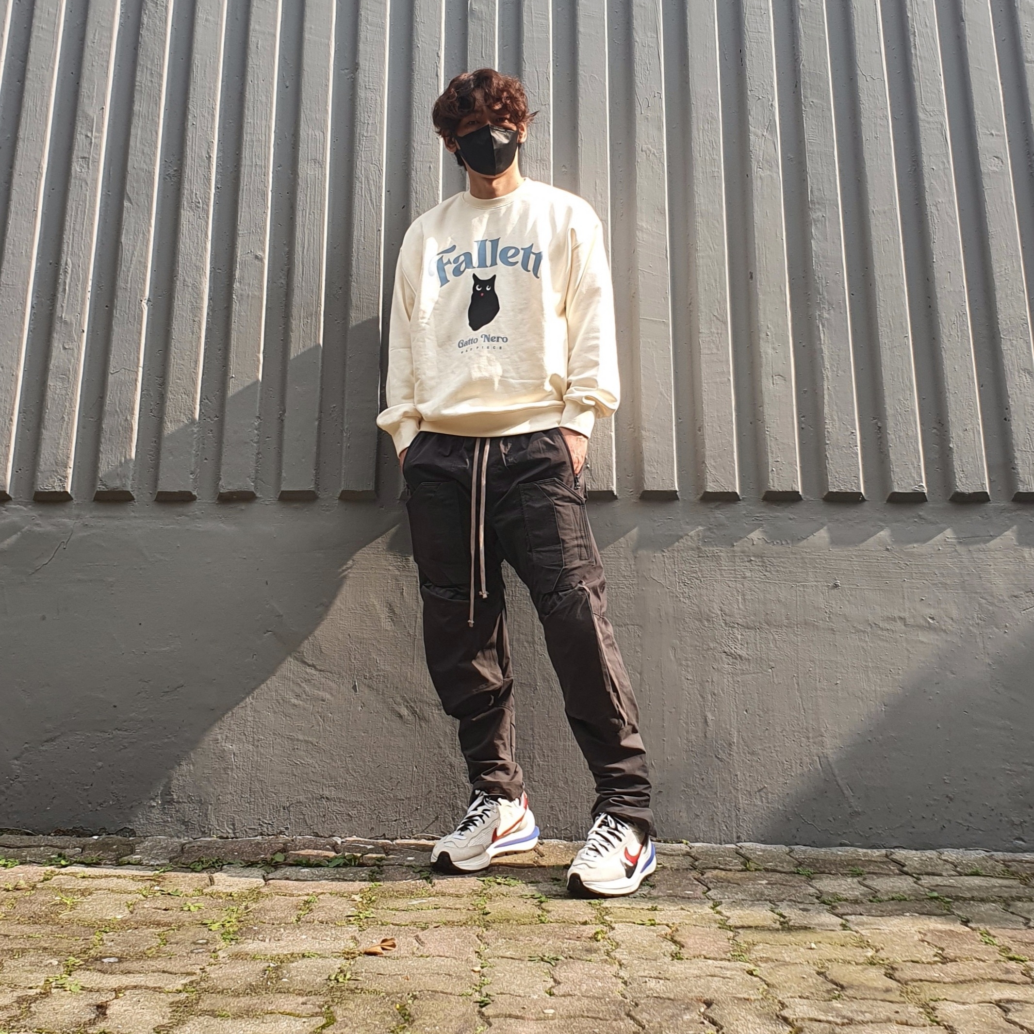 Nike x Sacai VaporWaffle Royal Fuchsia 착용 스타일