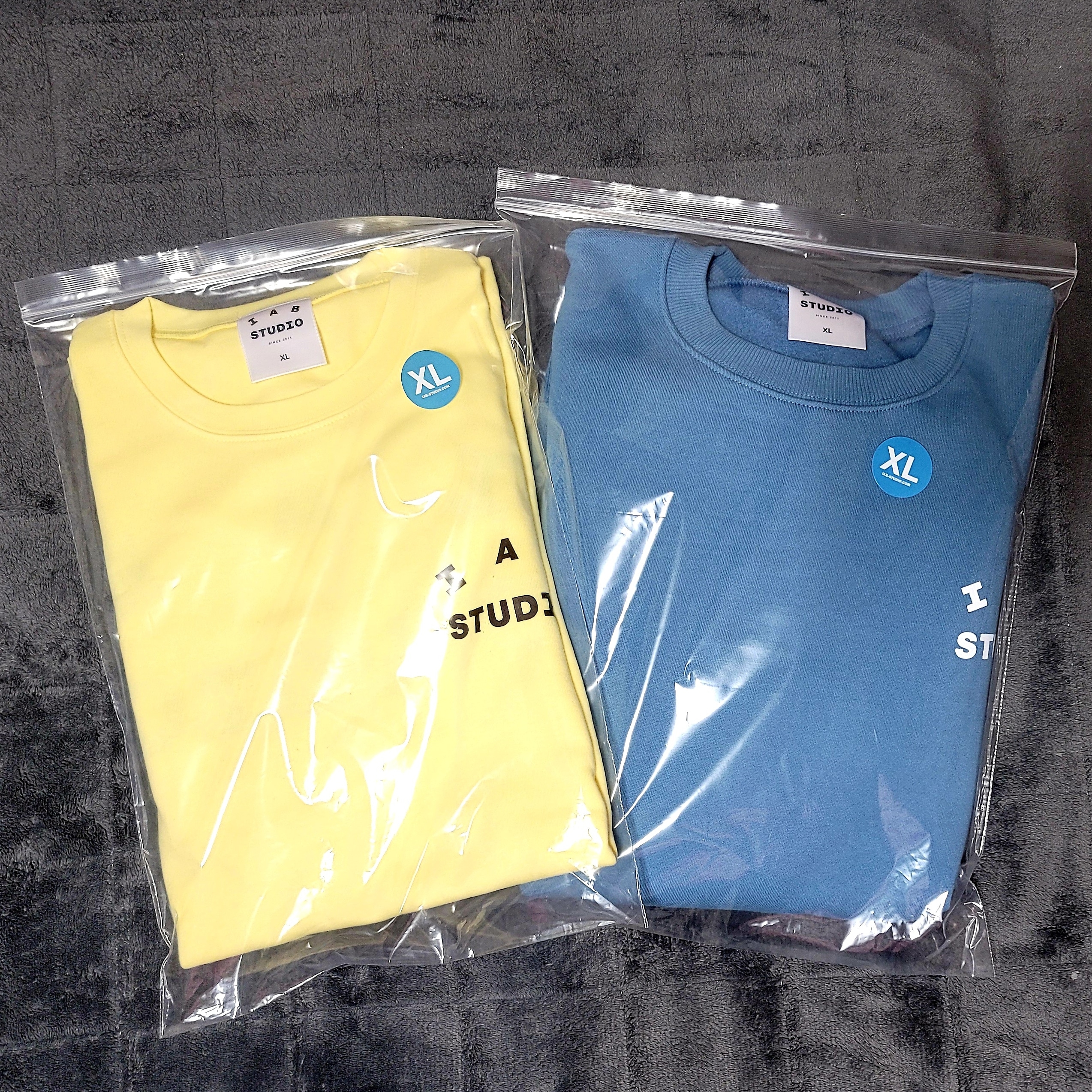 IAB Studio Long Sleeve Lemon, IAB Studio Crewneck Sky Blue 착용 스타일