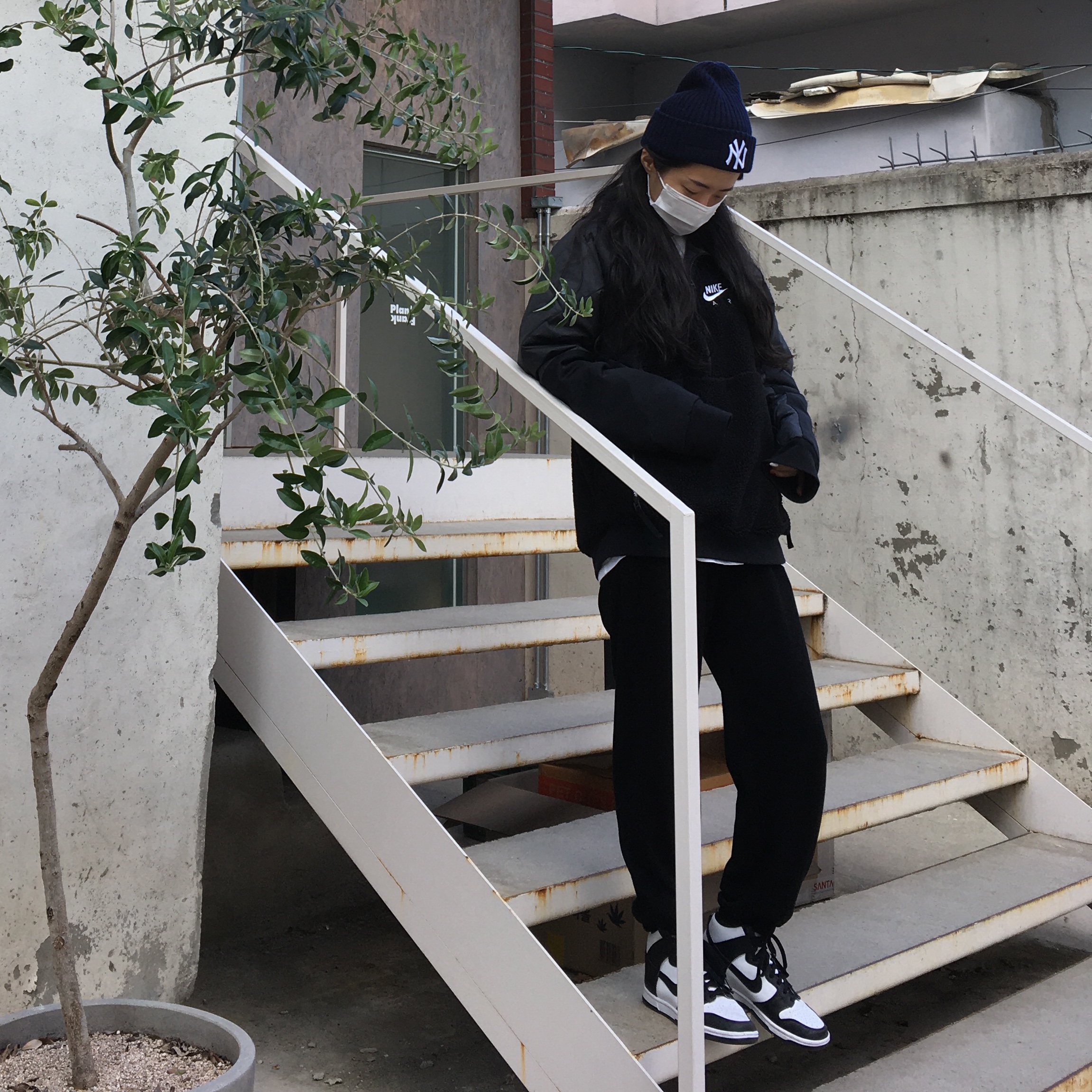 (W) Nike Dunk High Black and White, Nike Dunk High Retro Black and White 착용 스타일