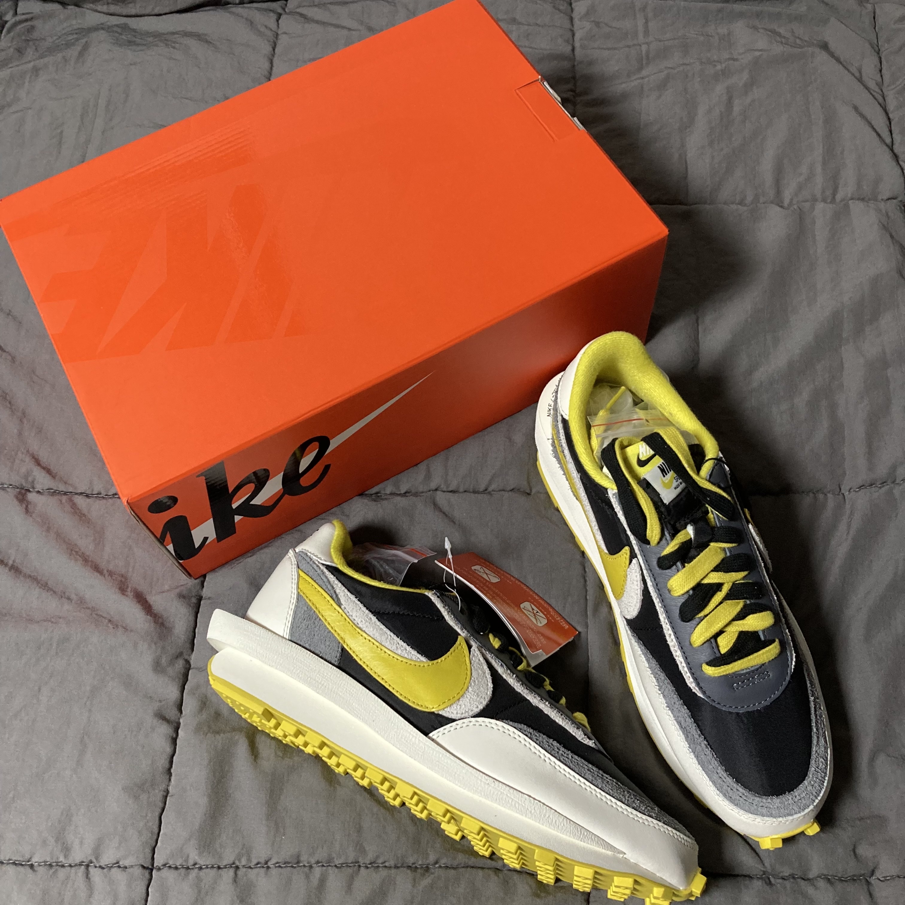 Nike x Sacai x Undercover LDWaffle Black Bright Citron 착용 스타일