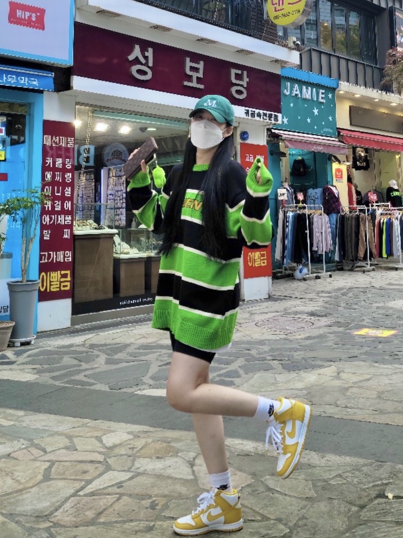 (W) Nike Dunk High Dark Sulfur 착용 스타일 - 2