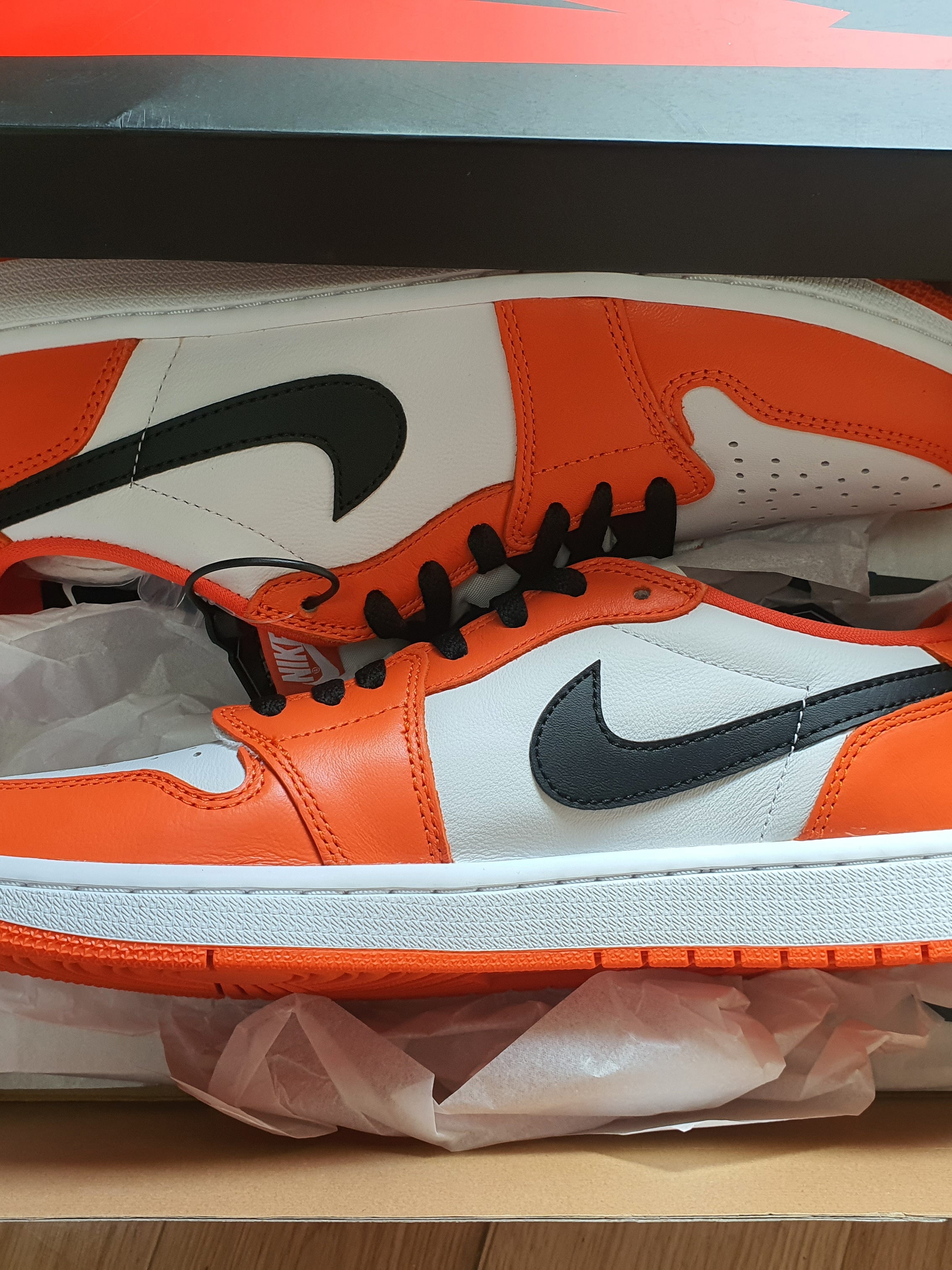 Jordan 1 Low OG Starfish 착용 스타일 - 2