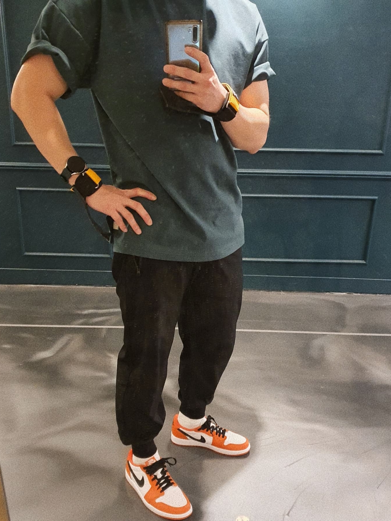 Jordan 1 Low OG Starfish 착용 스타일 - 2