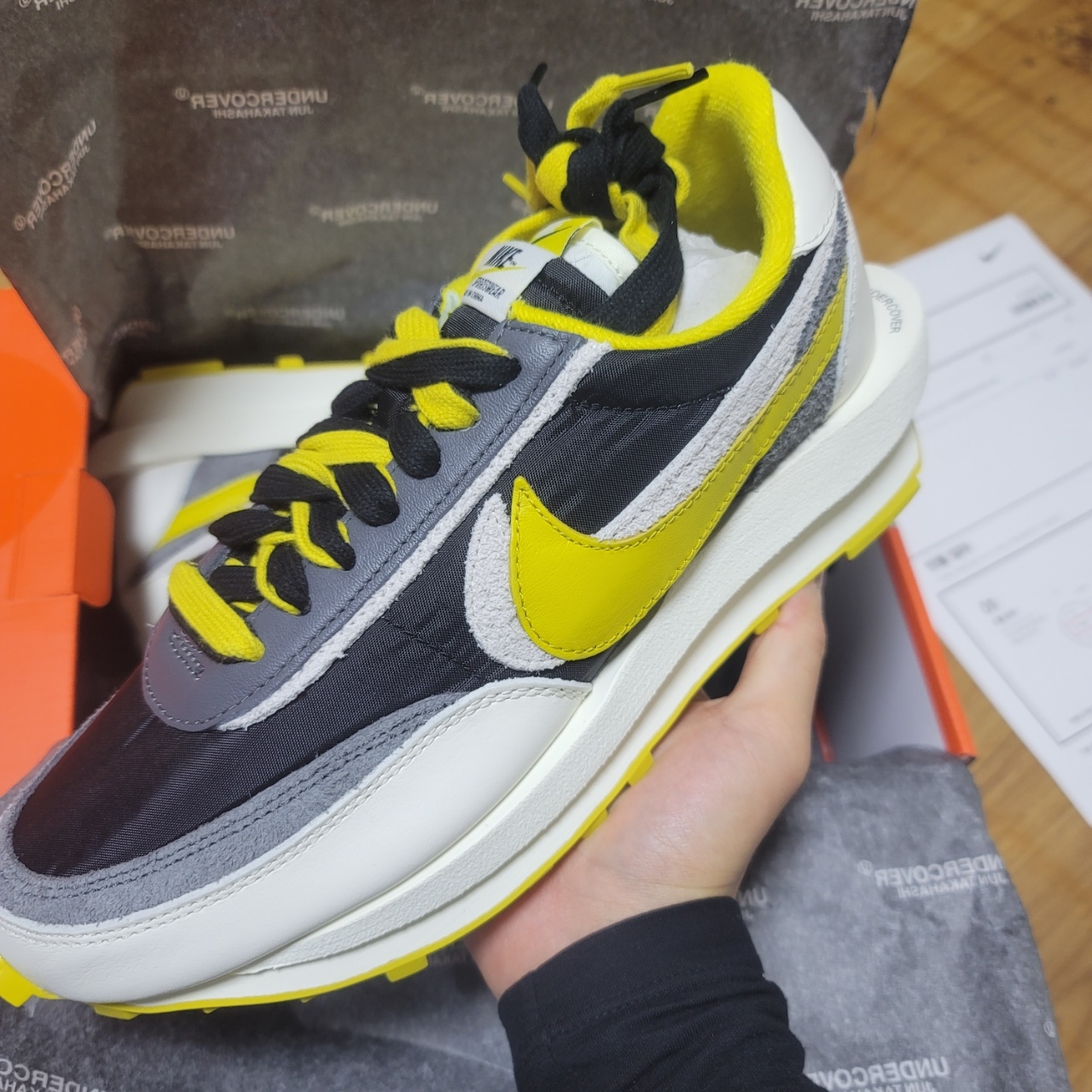 Nike x Sacai x Undercover LDWaffle Black Bright Citron 착용 스타일