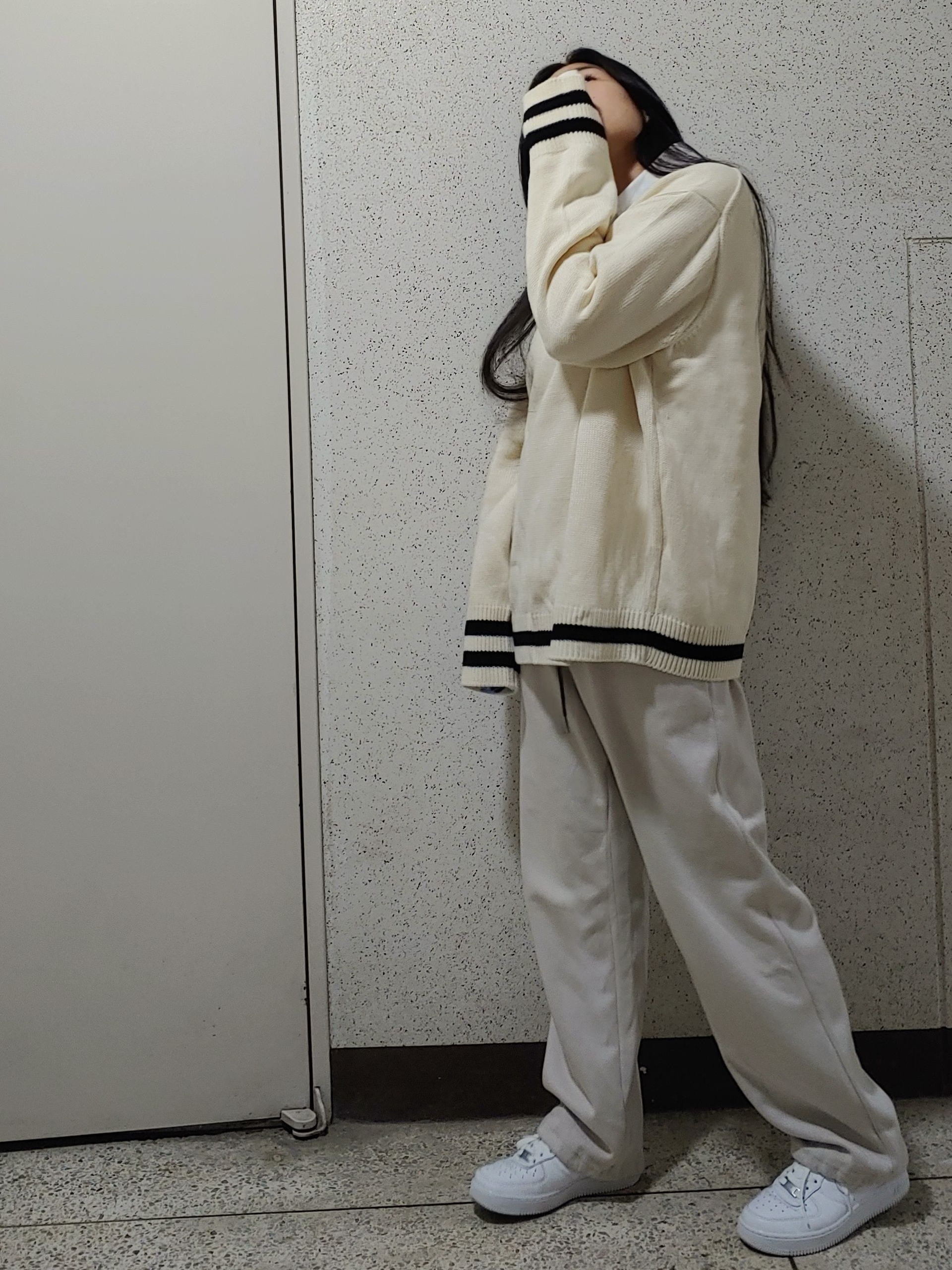 (W) Nike Air Force 1 '07 Low White 착용 스타일 - 1