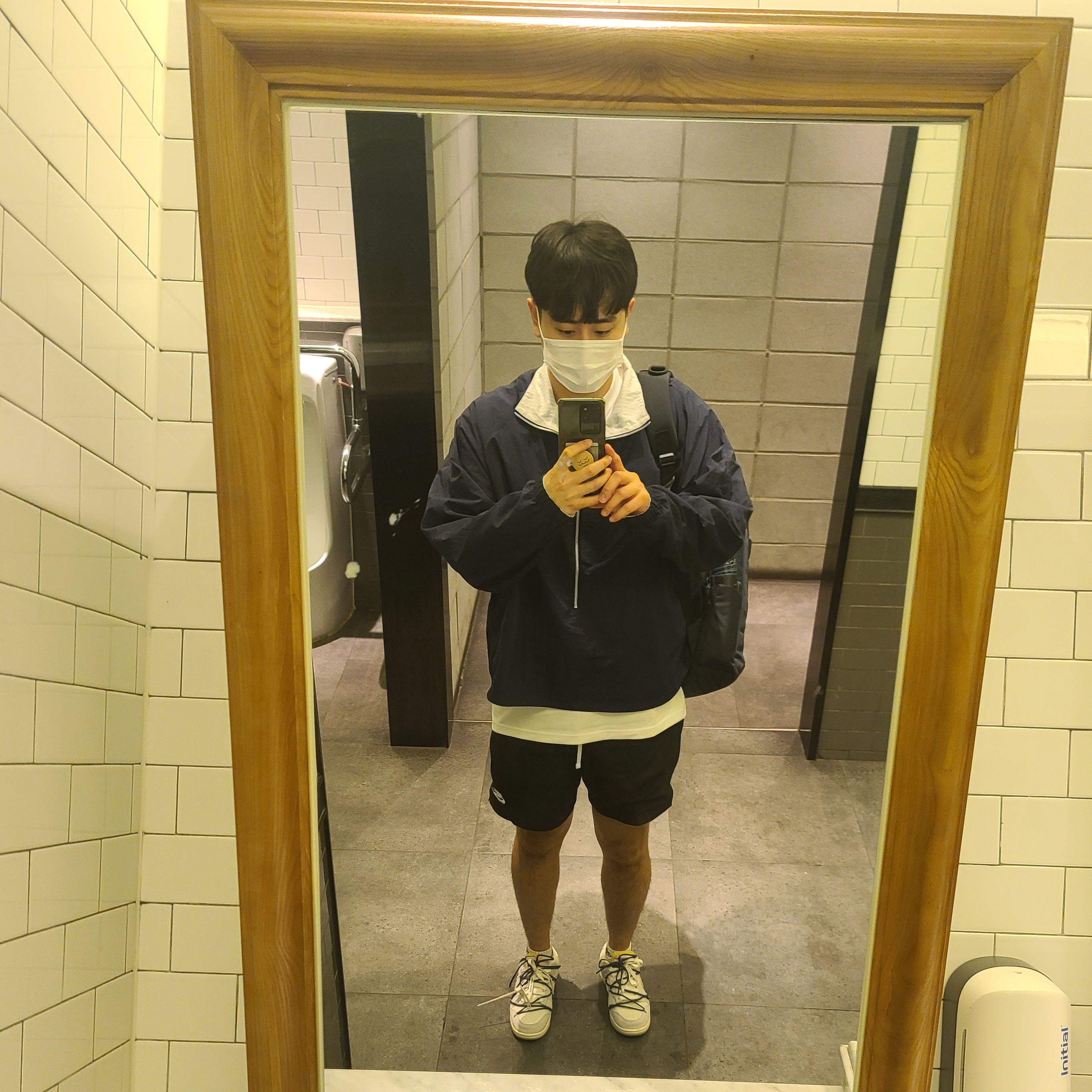 Nike x Kim Jones Reversible Wind Breaker Navy - Asia, Nike x Off-White Dunk Low The 50 - Lot 18 착용 스타일
