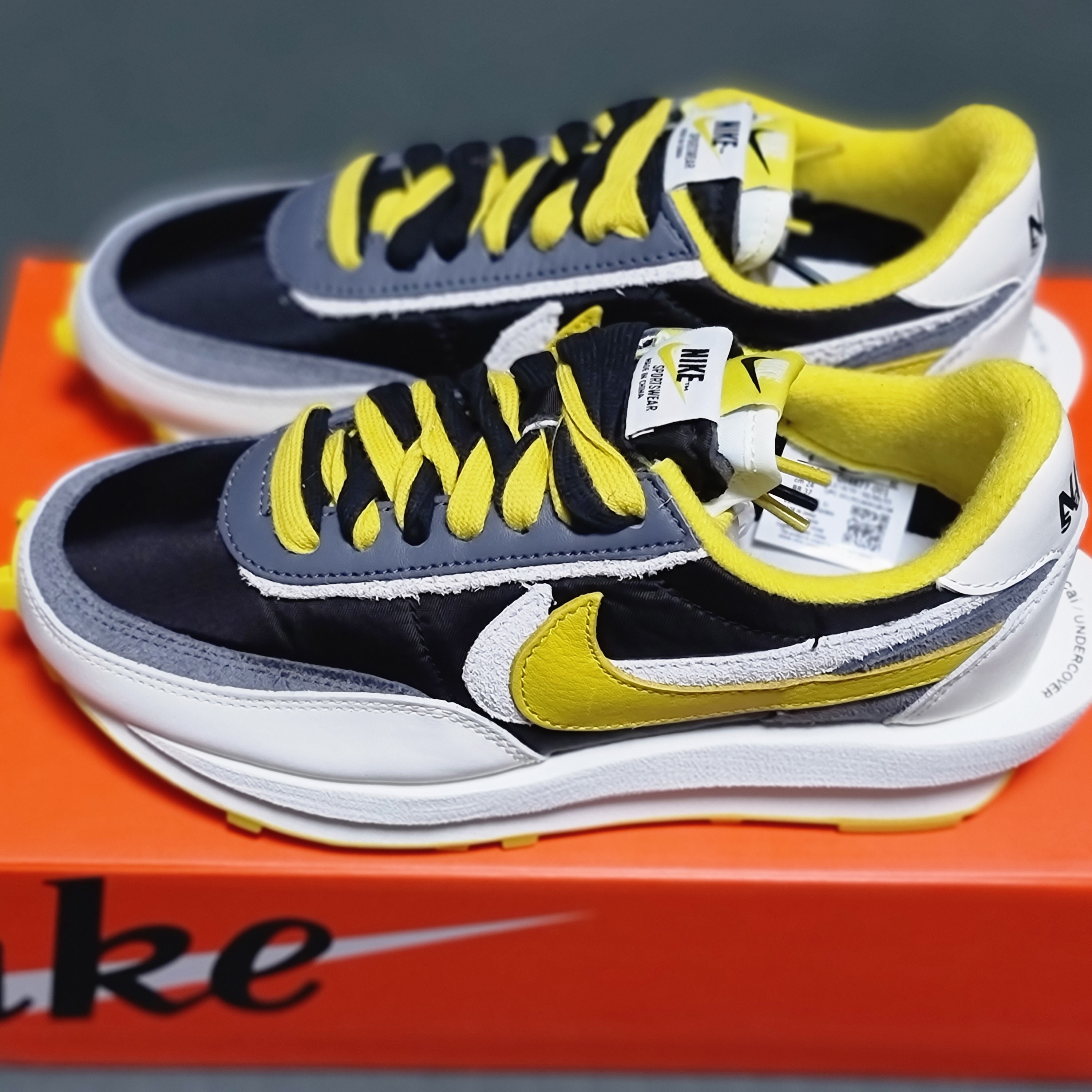 Nike x Sacai x Undercover LDWaffle Black Bright Citron 착용 스타일