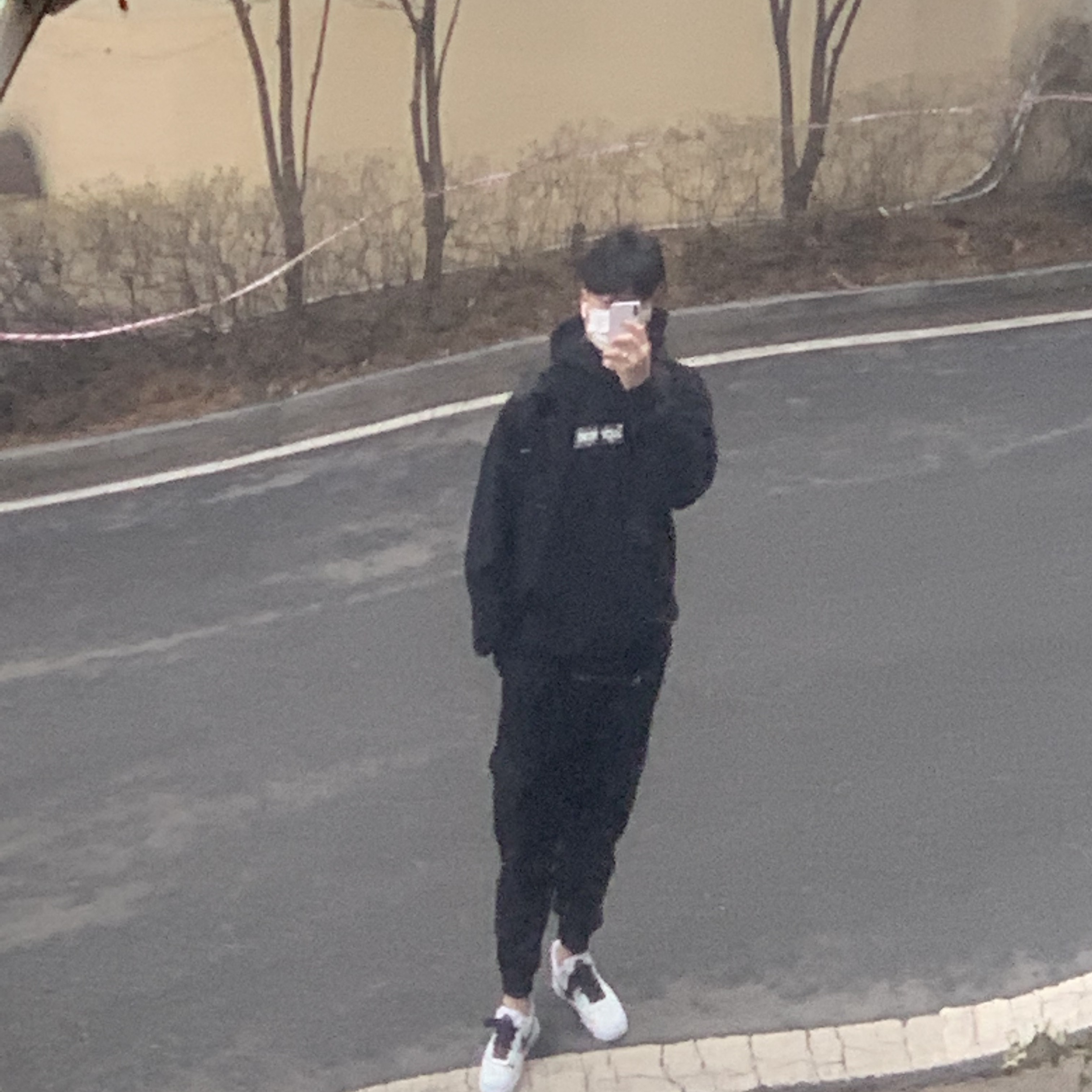 Supreme Bandana Box Logo Hooded Sweatshirt Black - 19FW, Nike x Peaceminusone Air Force 1 Low Para-Noise 2.0 착용 스타일