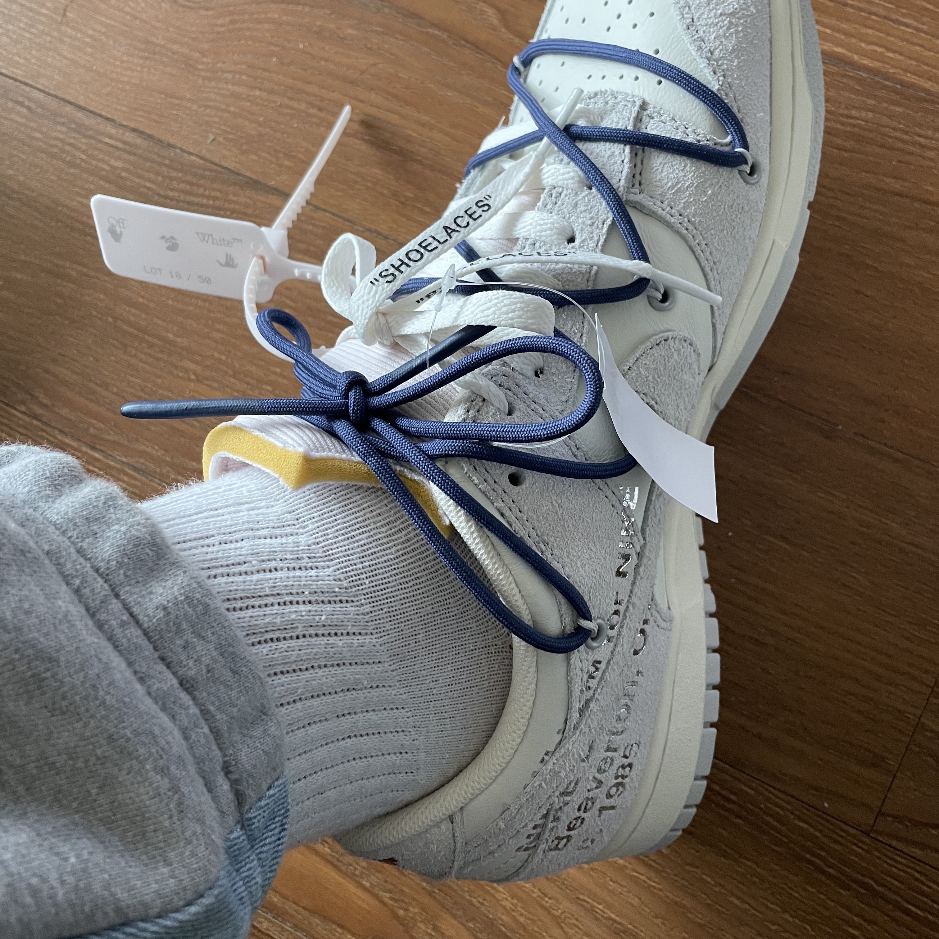 Nike x Off-White Dunk Low The 50 - Lot 18 착용 스타일